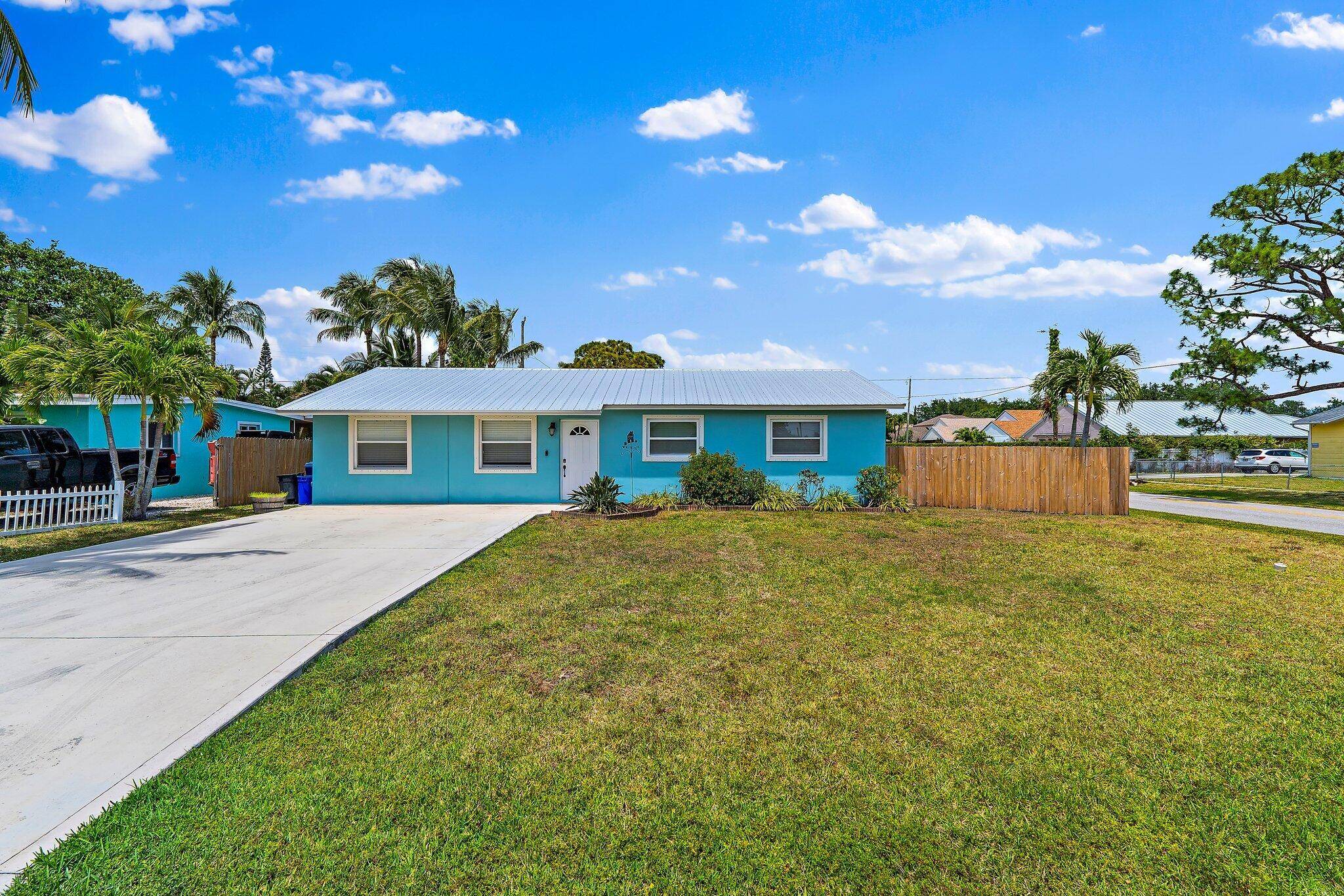 Jupiter, FL 33458,1001 Pottawatomie ST