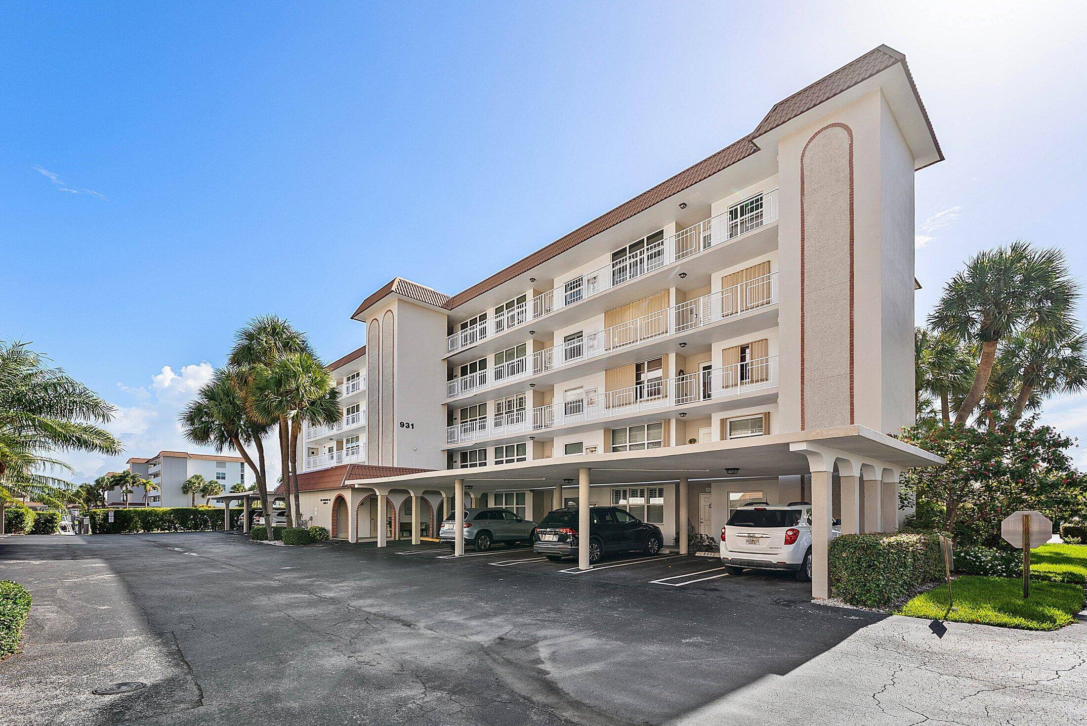 Delray Beach, FL 33483,931 Gardenia DR 467