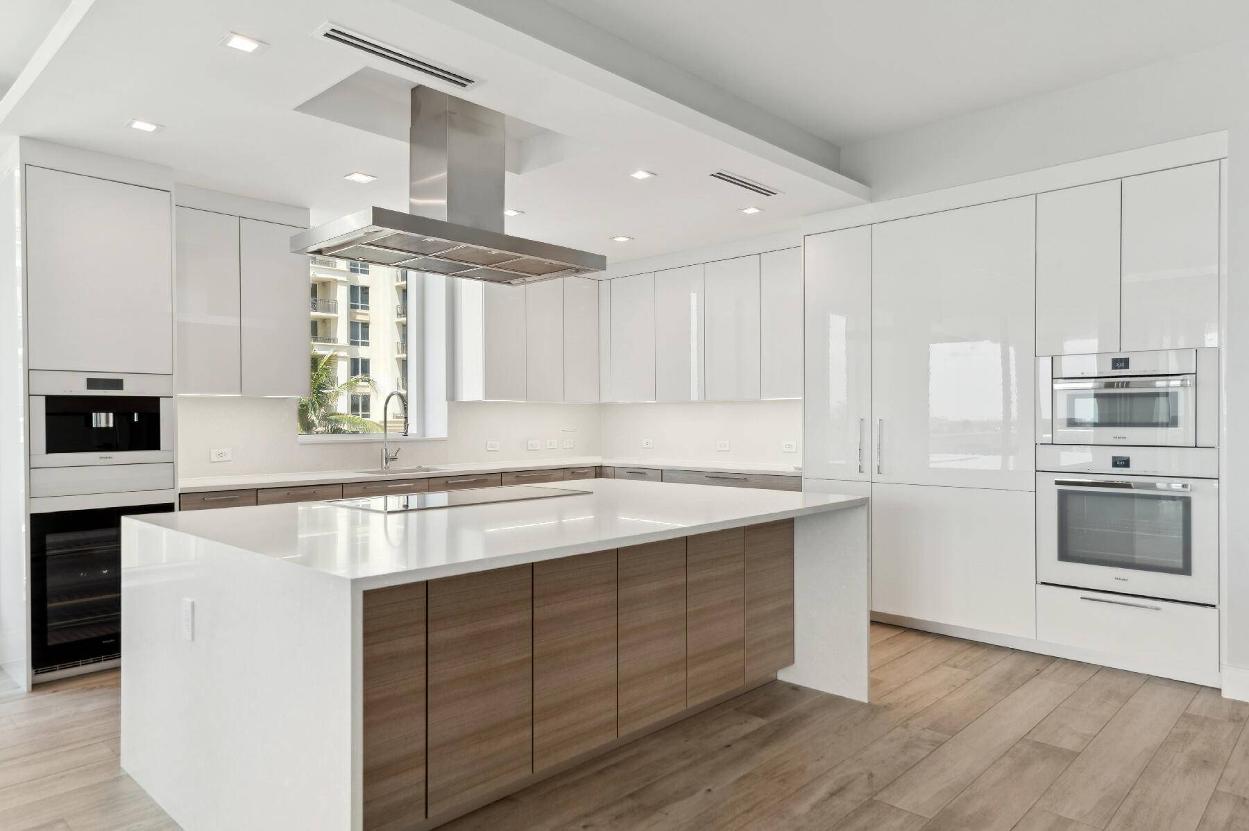 Singer Island, FL 33404,3730 N Ocean DR 5c