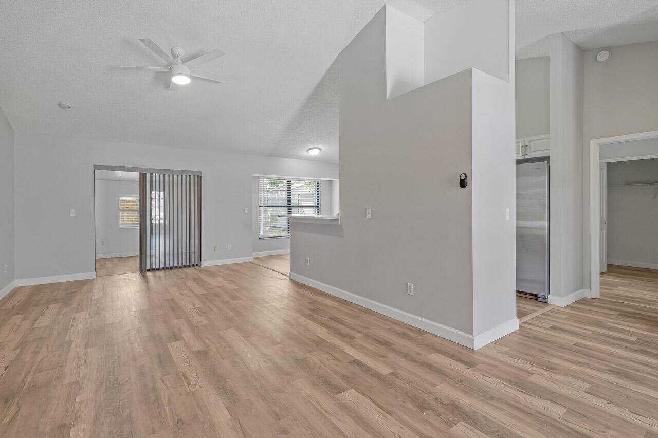 Port Saint Lucie, FL 34952,2871 SE Hutchings AVE
