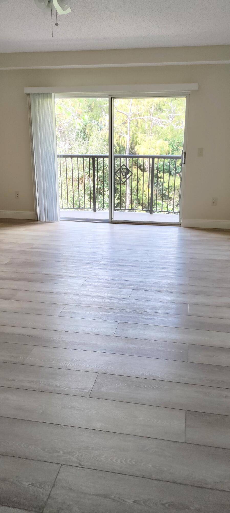 Royal Palm Beach, FL 33411,1000 S Crestwood CT 1008