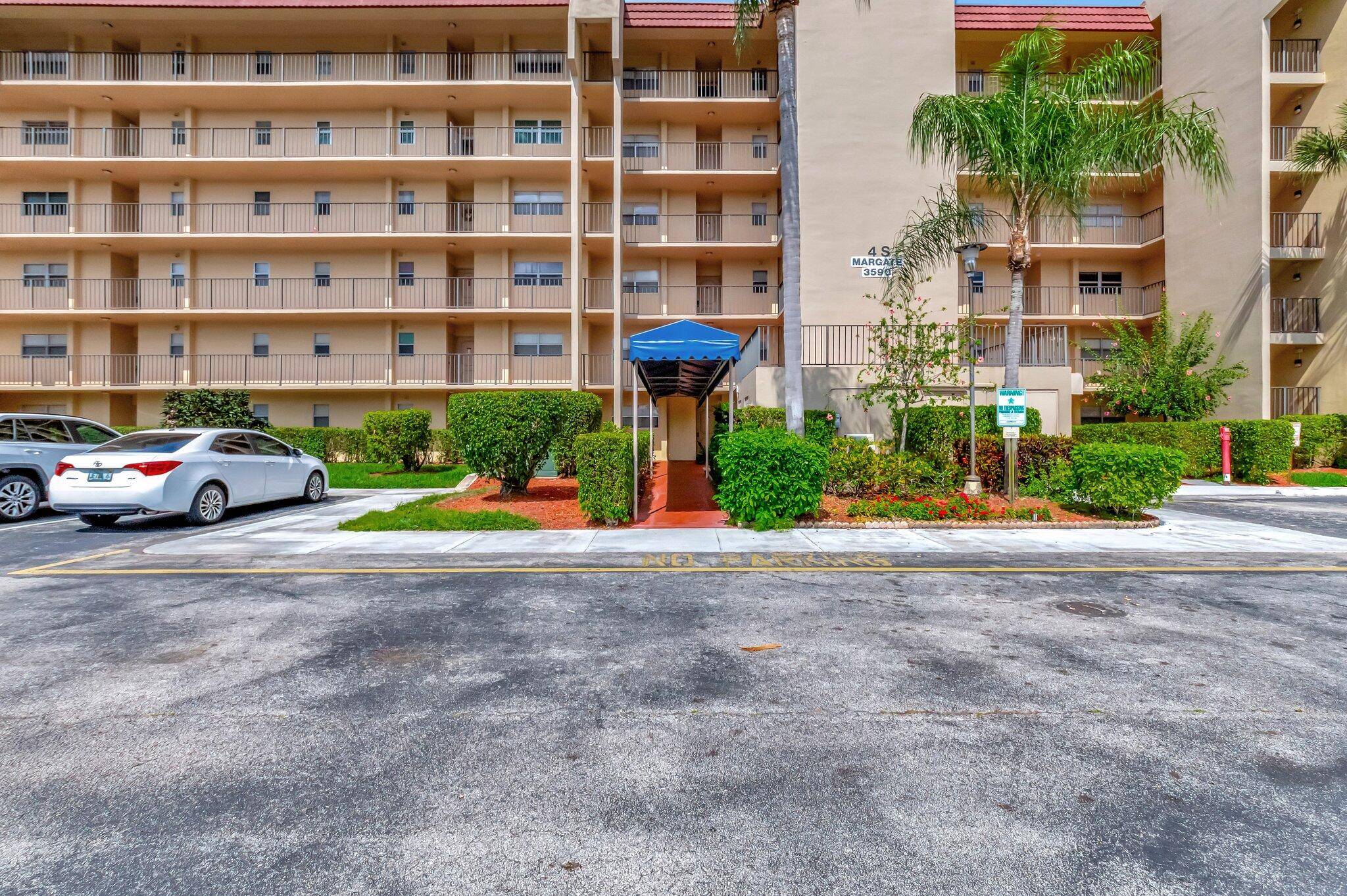 Lake Worth, FL 33467,3590 Via Poinciana 205