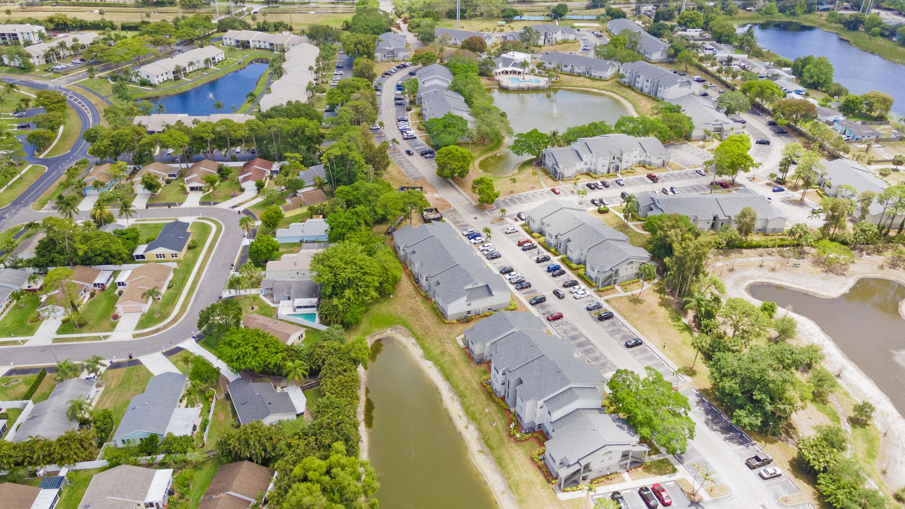 West Palm Beach, FL 33409,1401 Village BLVD 1524
