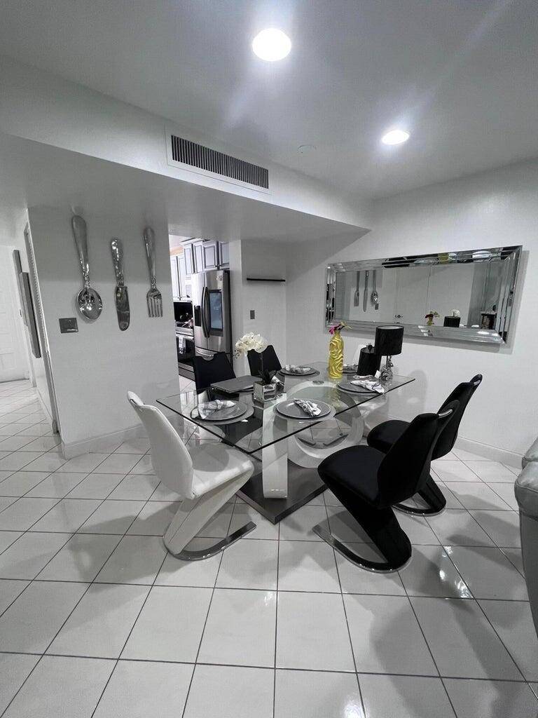 Lake Worth, FL 33467,4455 Luxemburg CT
