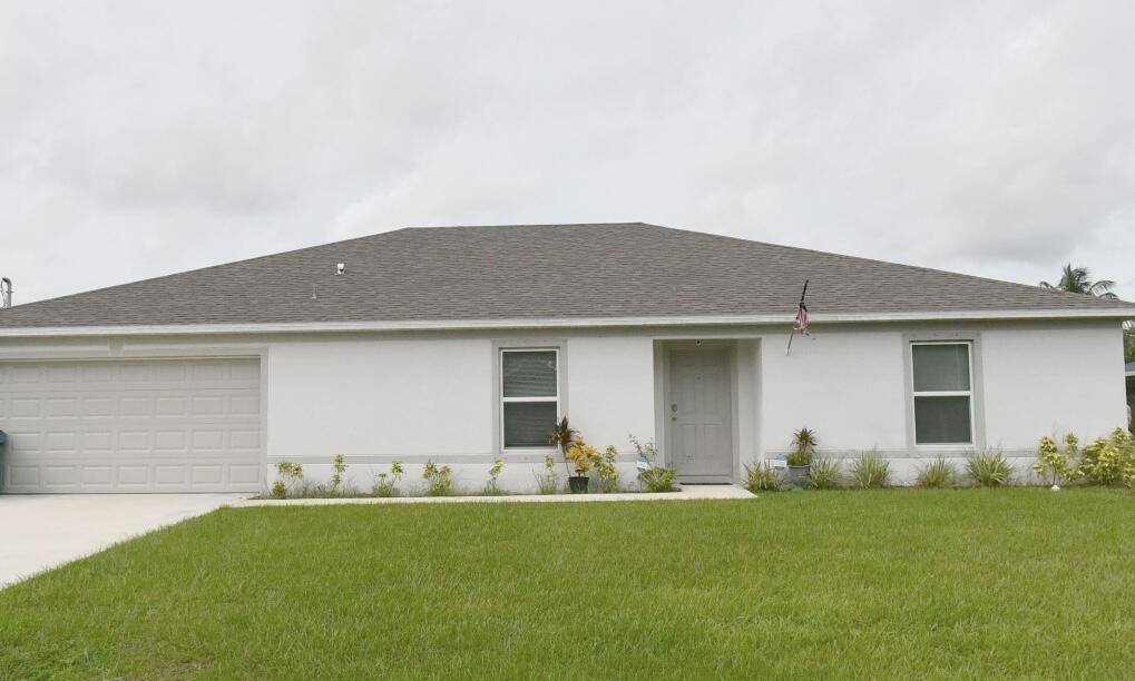 Port Saint Lucie, FL 34953,1938 SW Monterrey LN