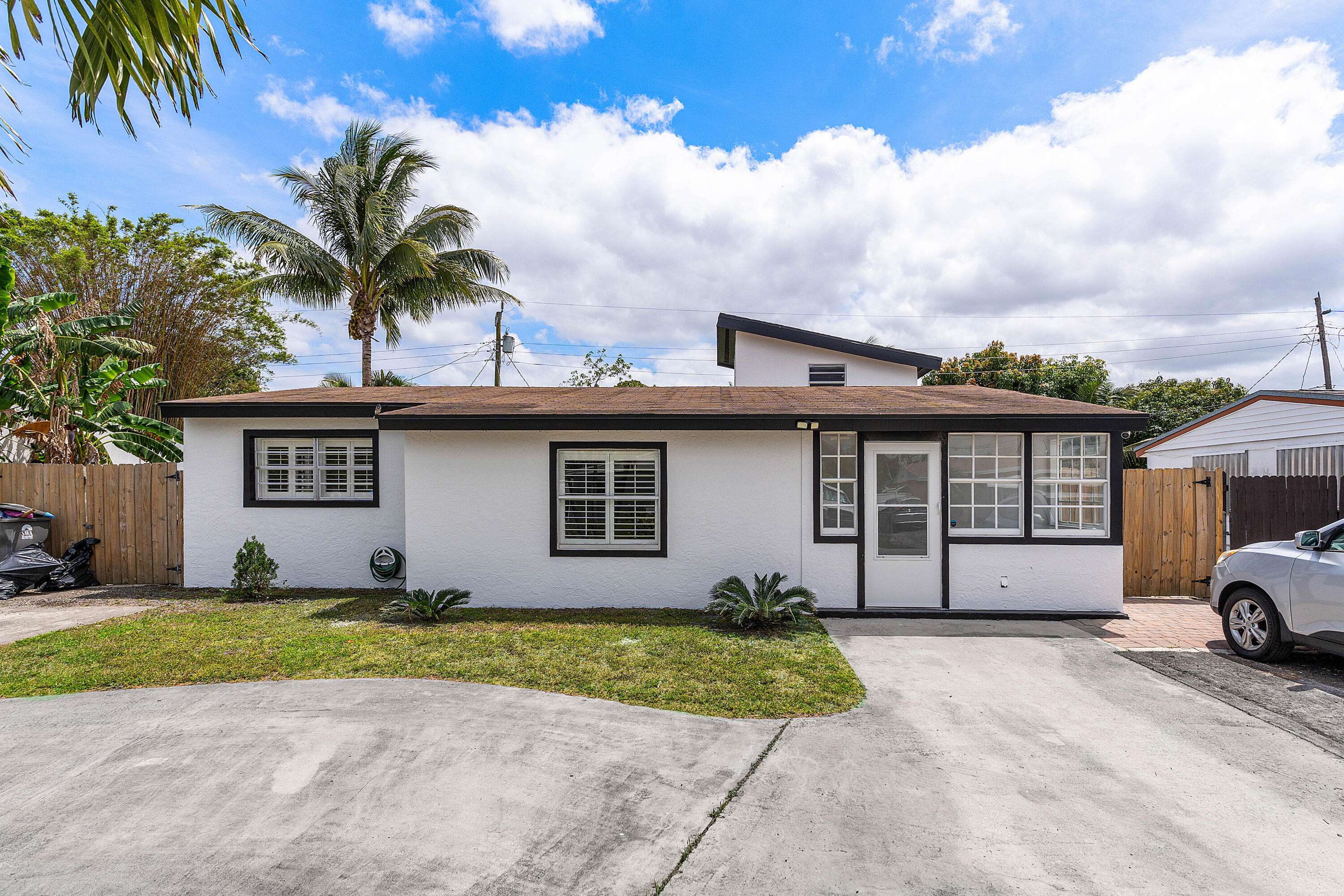 West Palm Beach, FL 33406,4292 Winchester Ln LN