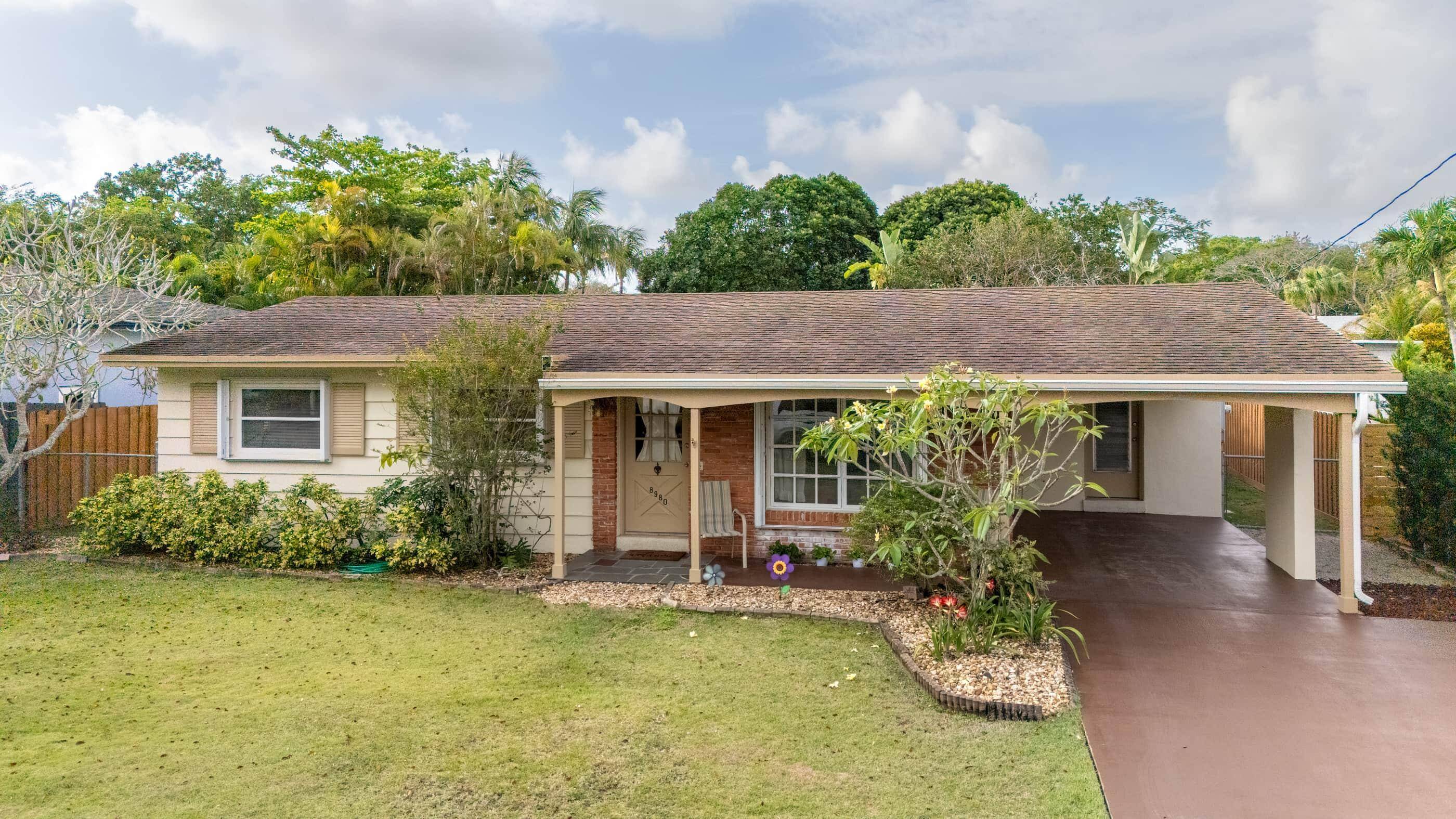 Palmetto Bay, FL 33157,8980 SW 157th ST