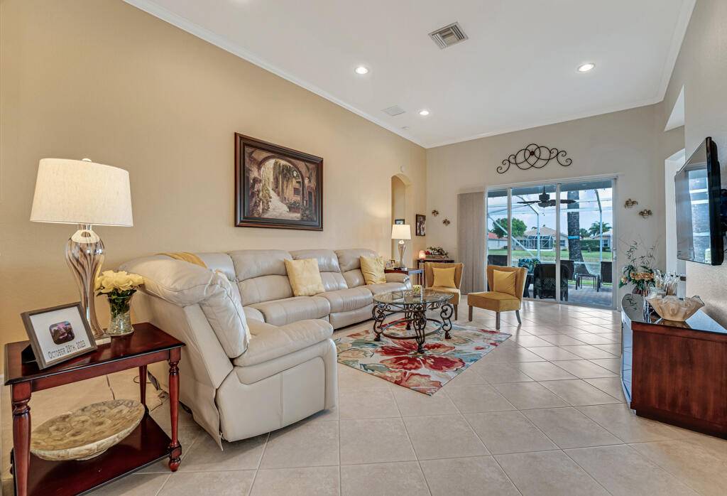 Boynton Beach, FL 33472,8931 Agliana CIR