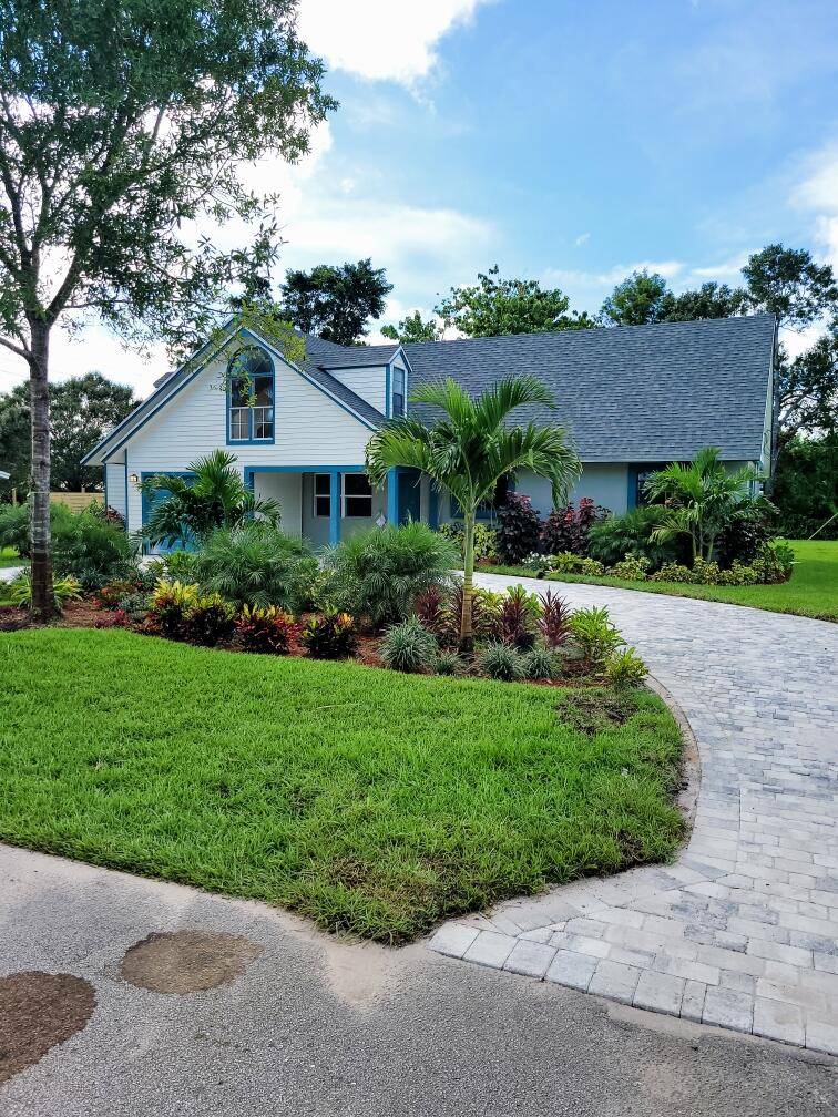 Palm City, FL 34990,795 SW All American BLVD