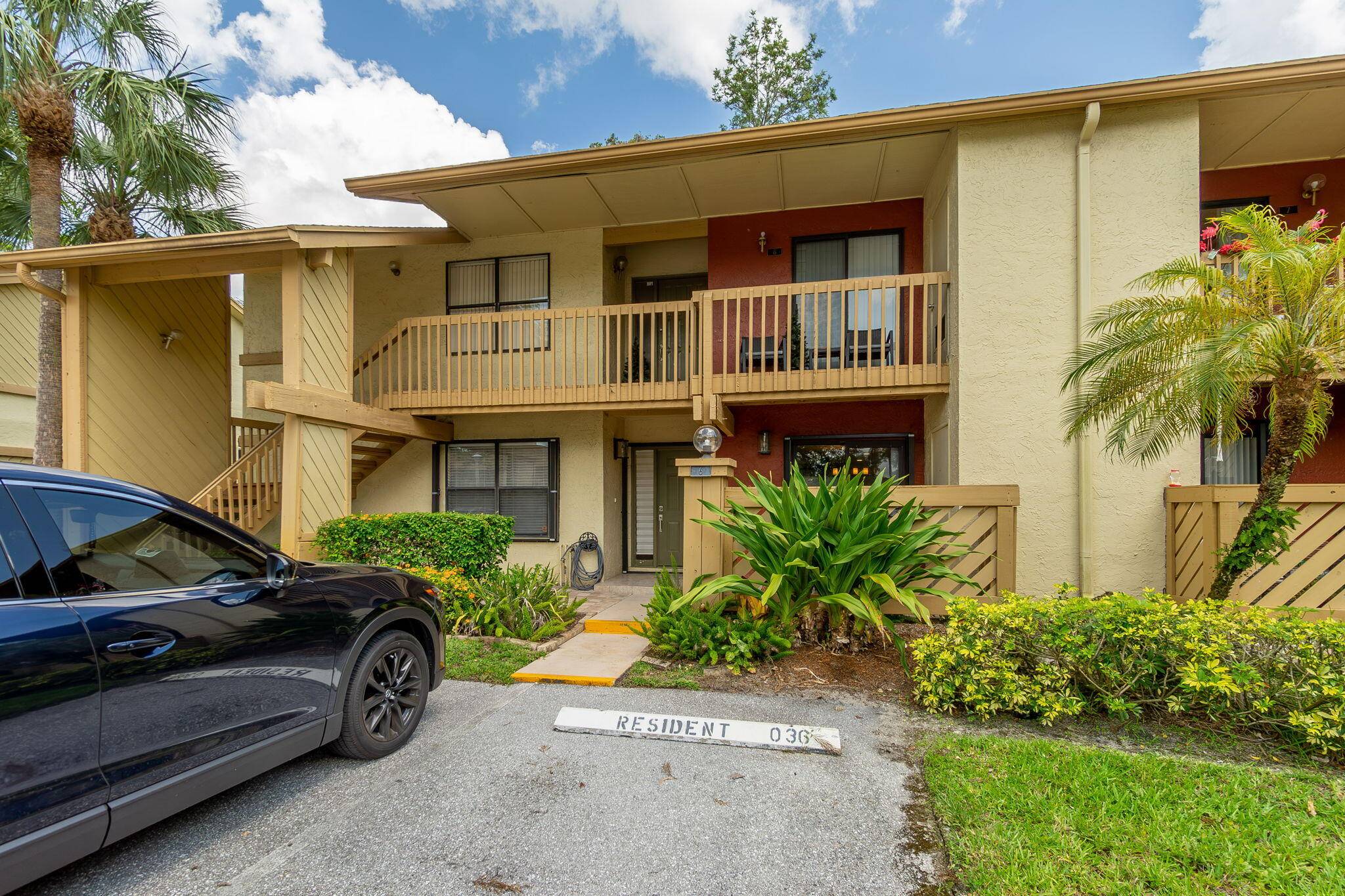 Wellington, FL 33414,12989 Odessa TRL 6