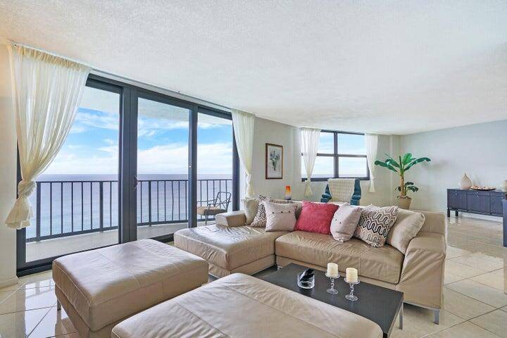 Singer Island, FL 33404,5420 N Ocean DR 2201