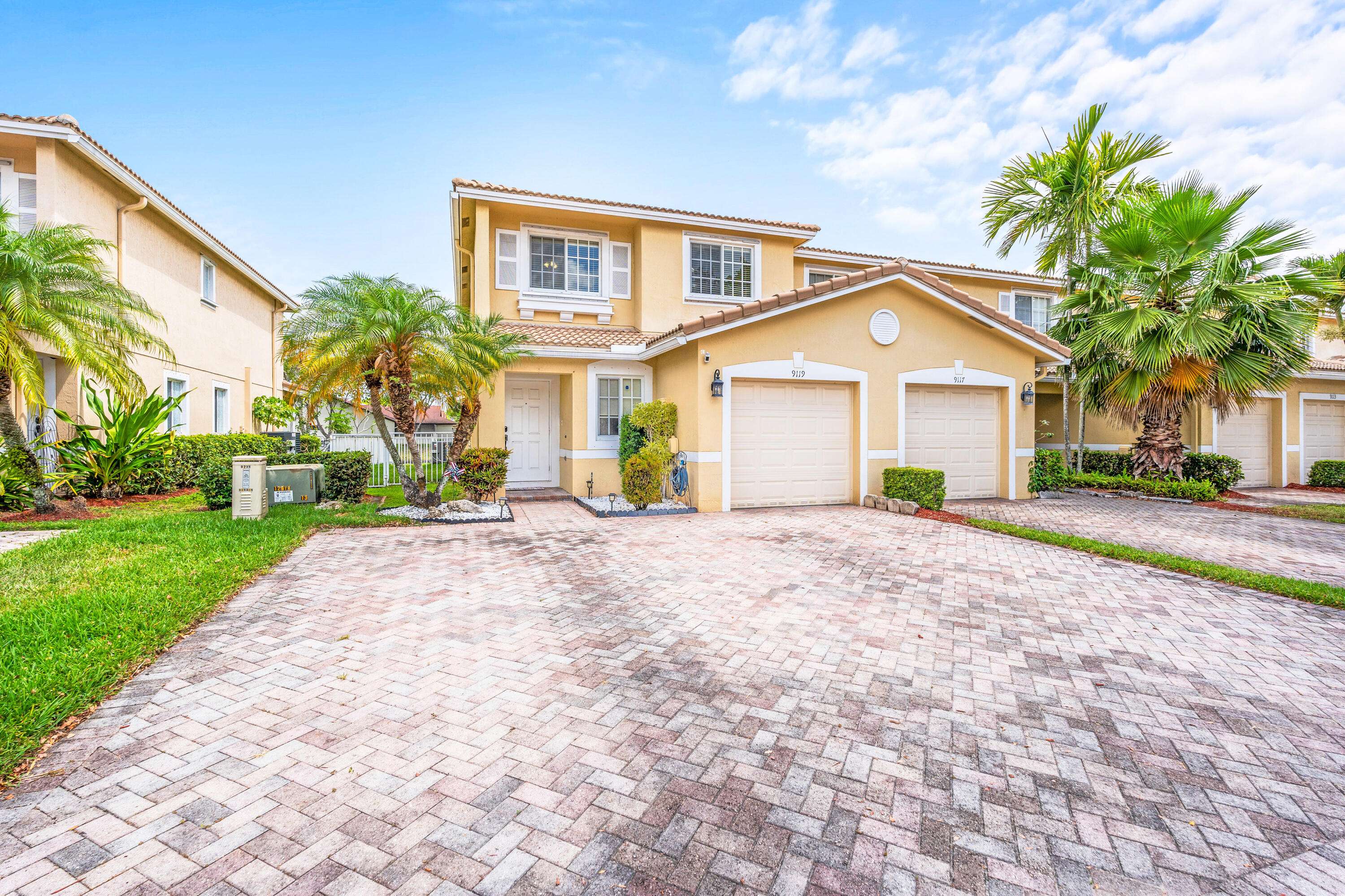 Tamarac, FL 33321,9119 Chambers ST