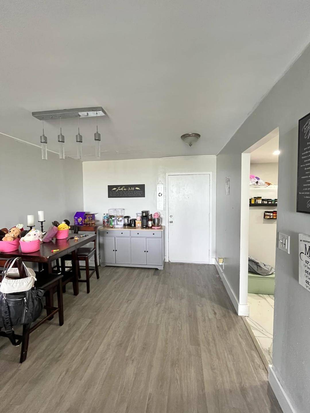 West Palm Beach, FL 33401,500 Executive Center DR 5  E