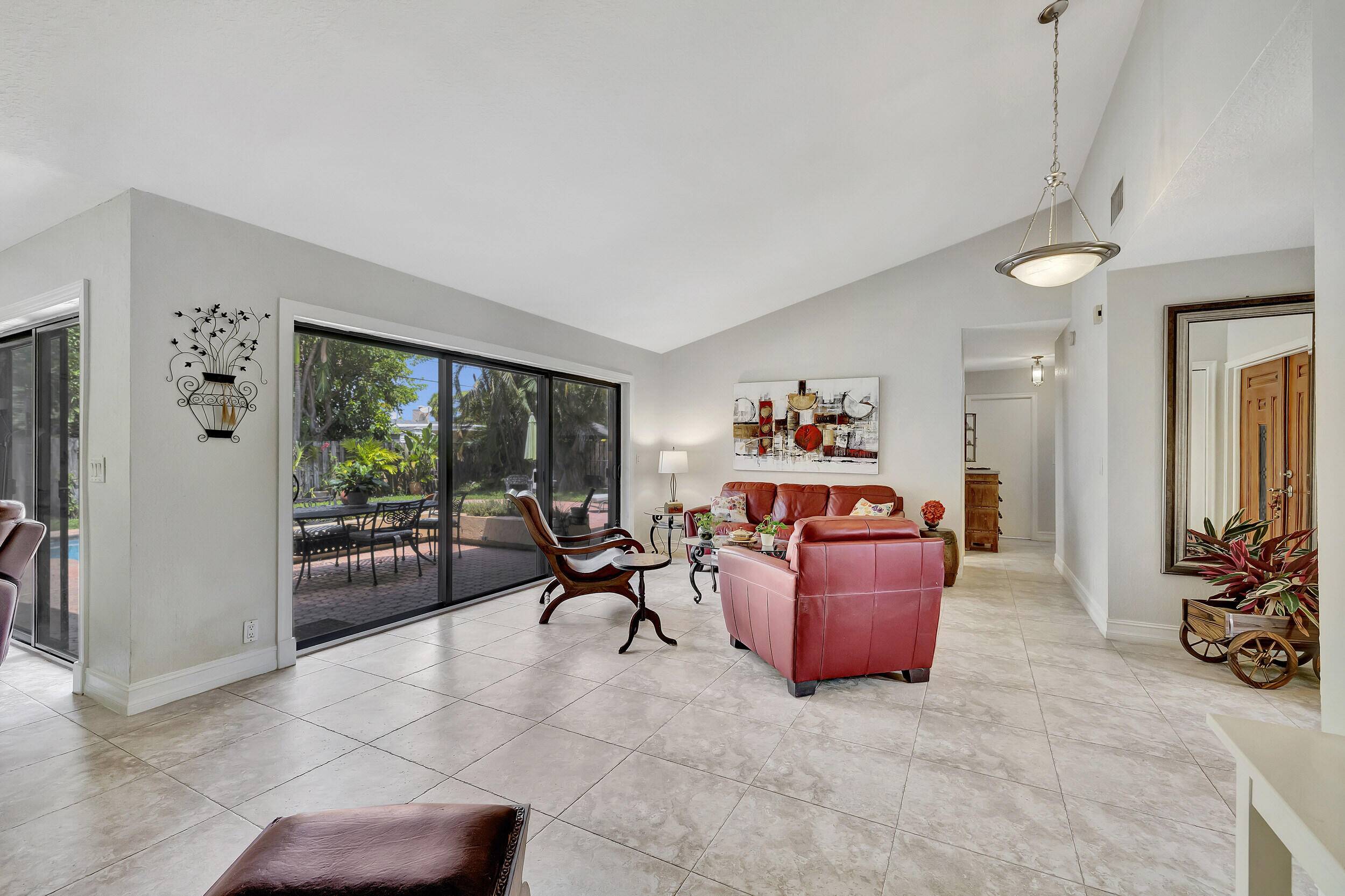 Lighthouse Point, FL 33064,2211 NE 34th CT