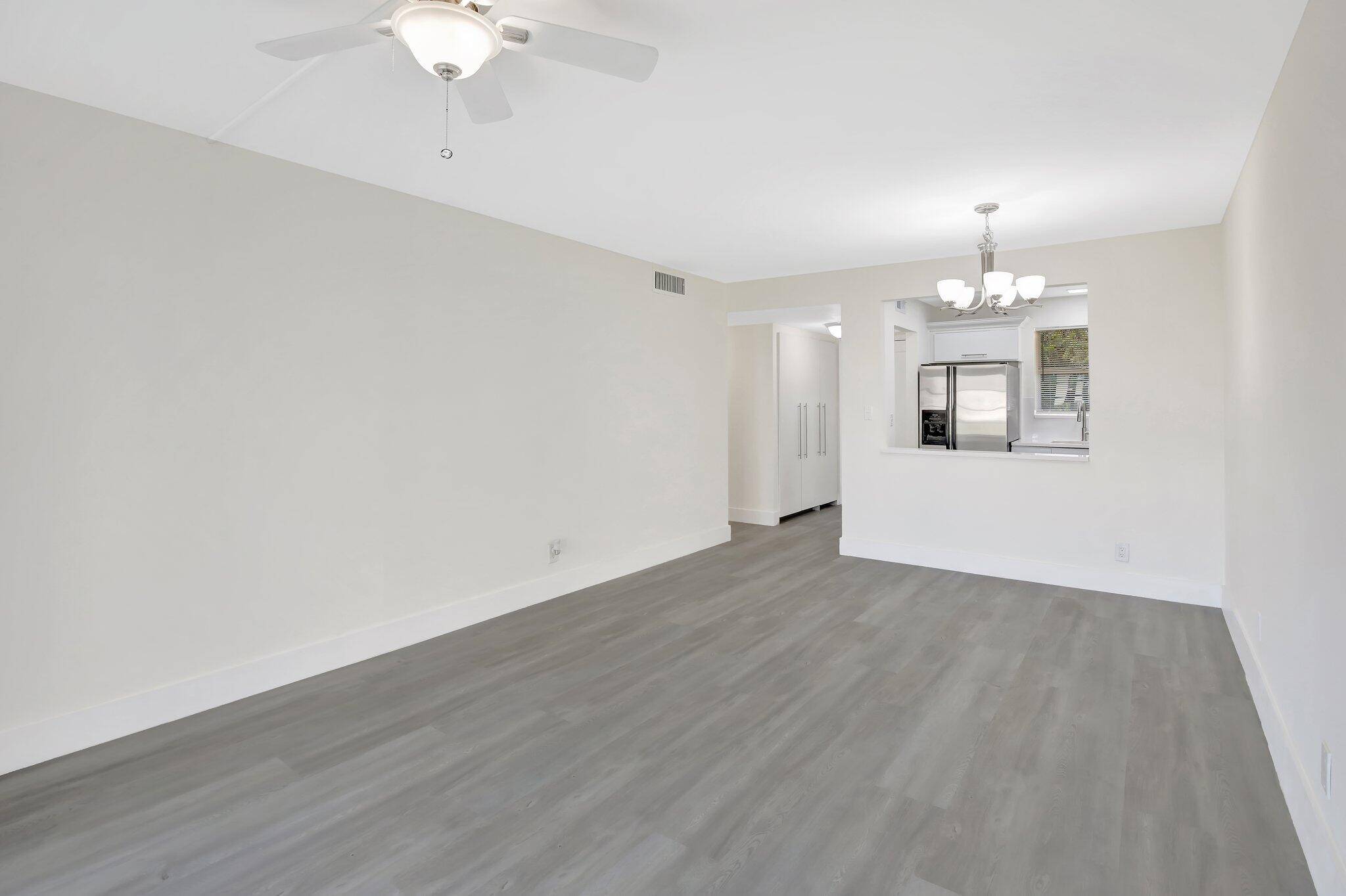 Sunrise, FL 33322,2750 W Sunrise Lakes DR 108