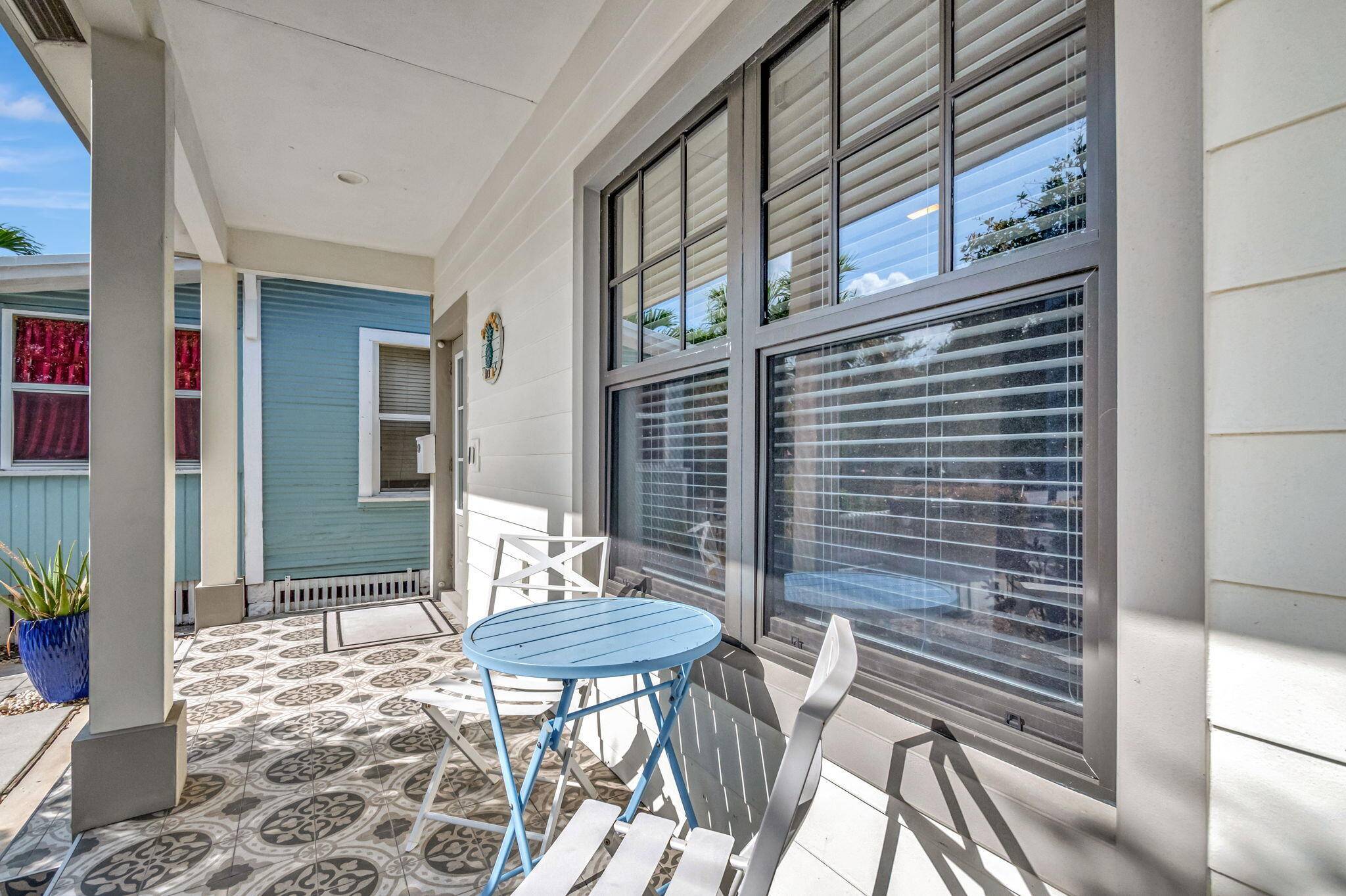 Lake Worth Beach, FL 33460,113 S L ST