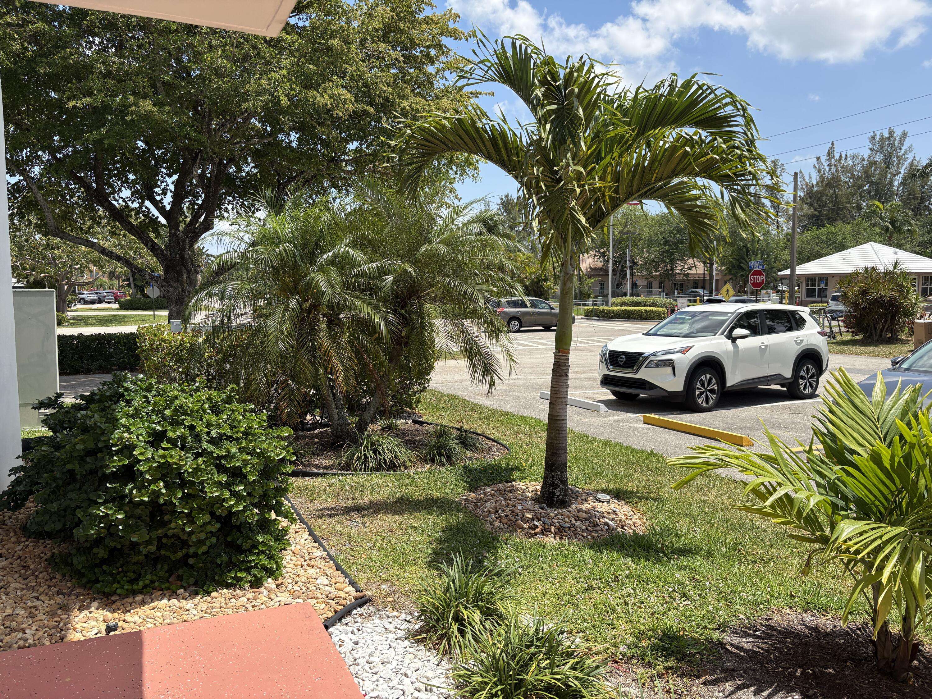 West Palm Beach, FL 33417,113 Windsor F