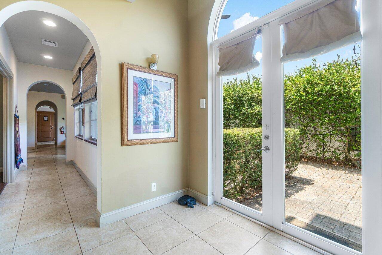 West Palm Beach, FL 33401,724 Park PL