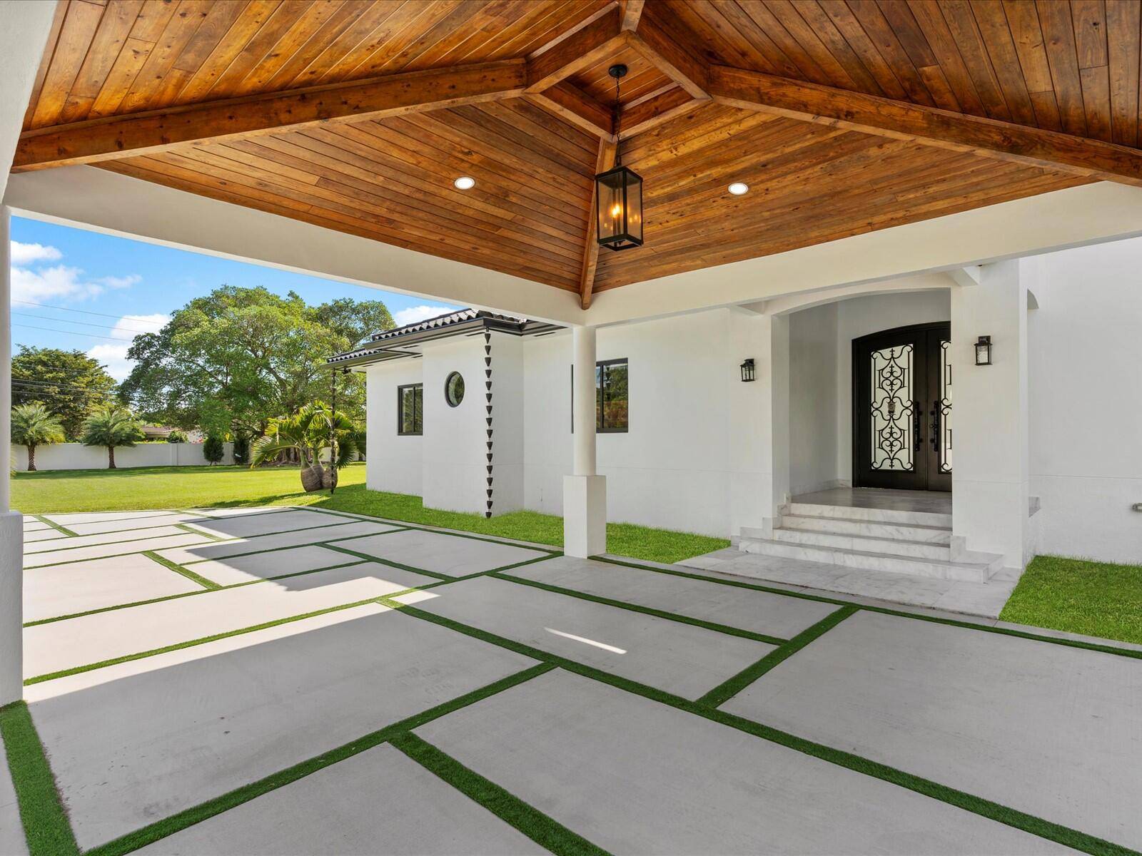 Miami, FL 33173,9700 SW 66th ST