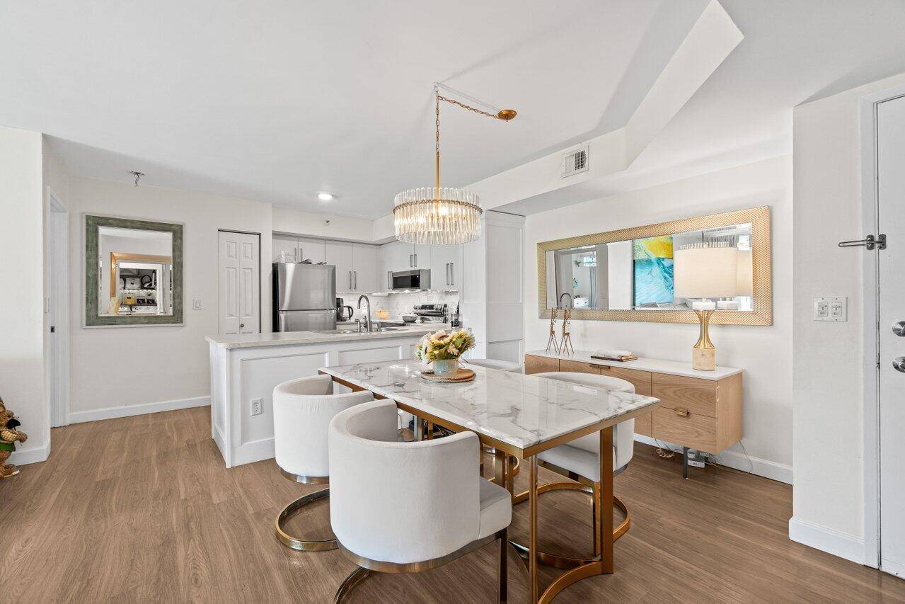 Hypoluxo, FL 33462,127 Yacht Club WAY 208