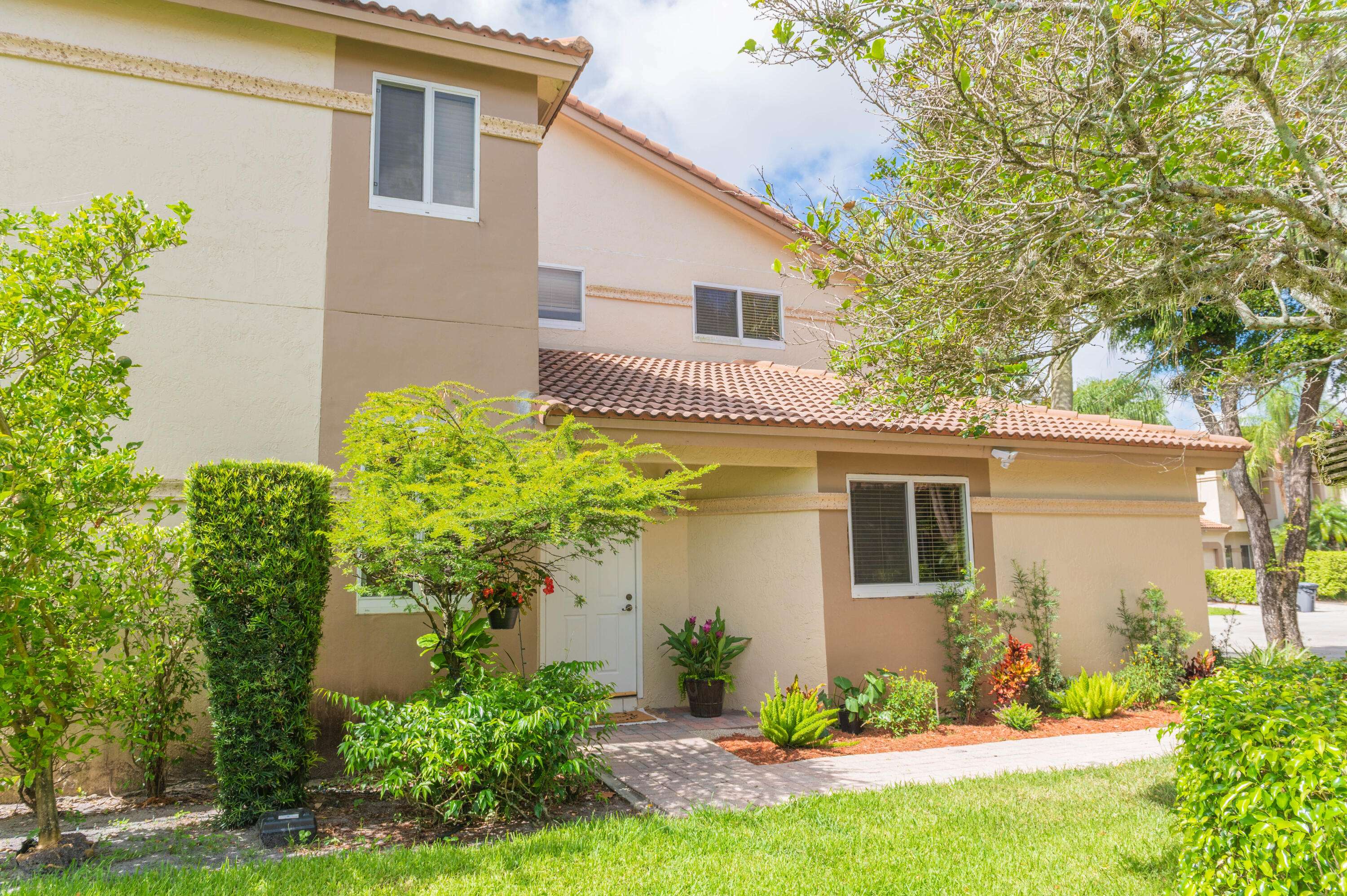 Boca Raton, FL 33433,6788 Via Regina