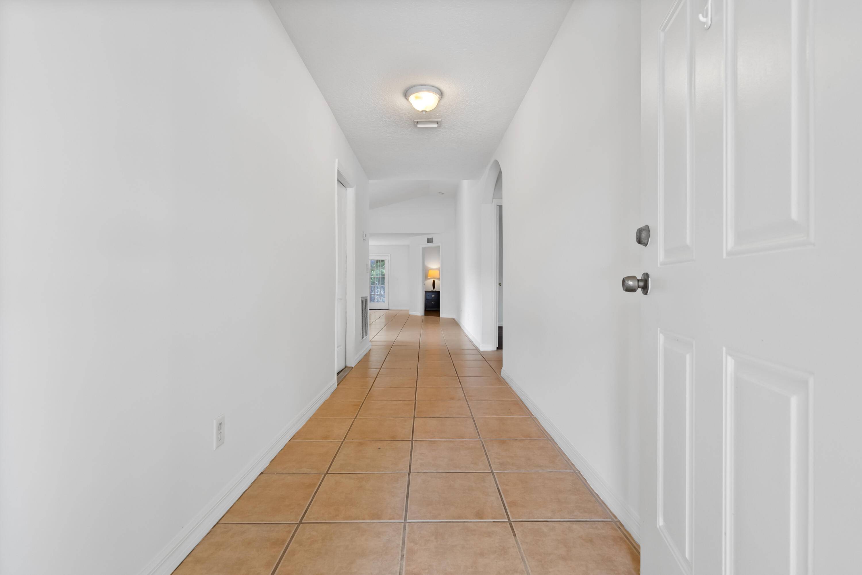 Vero Beach, FL 32968,6076 7th ST