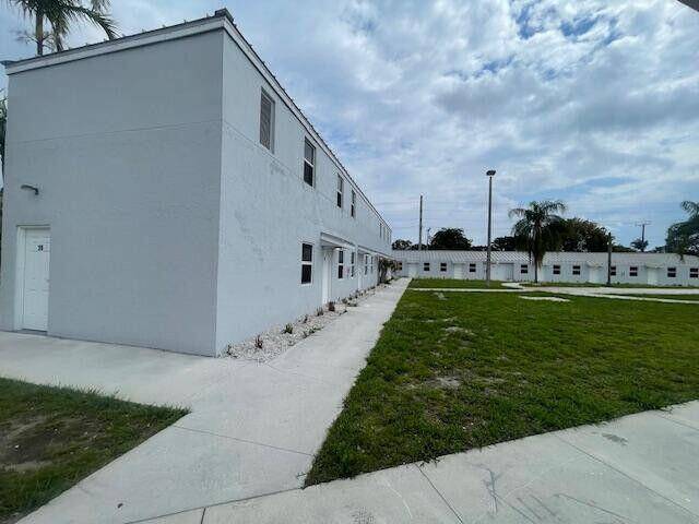 West Palm Beach, FL 33407,4393 Windsor AVE