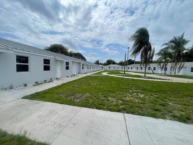 West Palm Beach, FL 33407,4393 Windsor AVE
