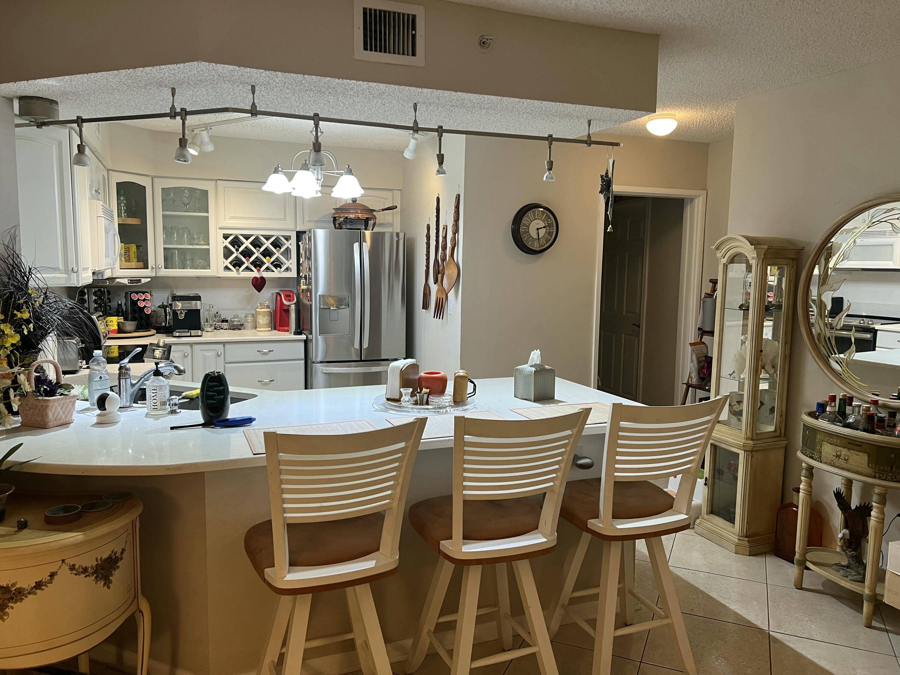 Hypoluxo, FL 33462,100 Scotia DR 203