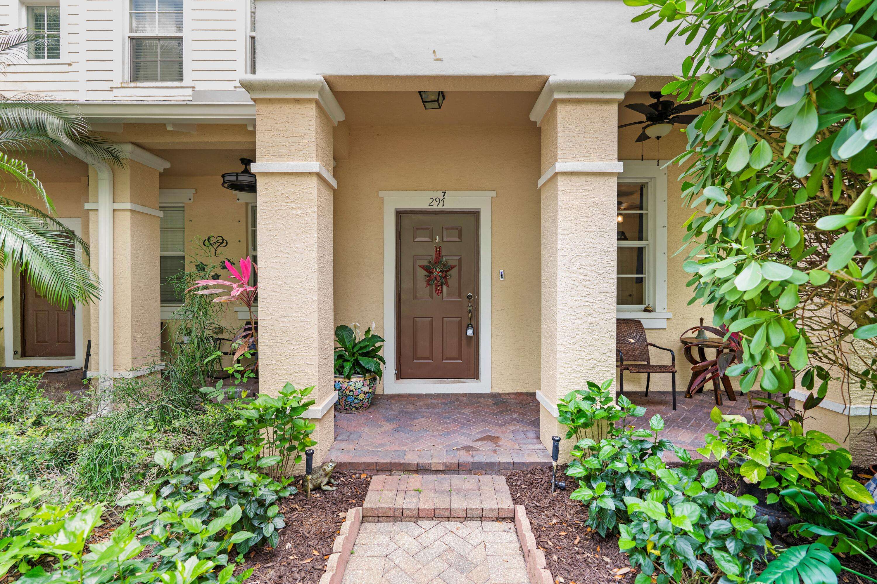 Jupiter, FL 33458,297 E Bay Cedar CIR