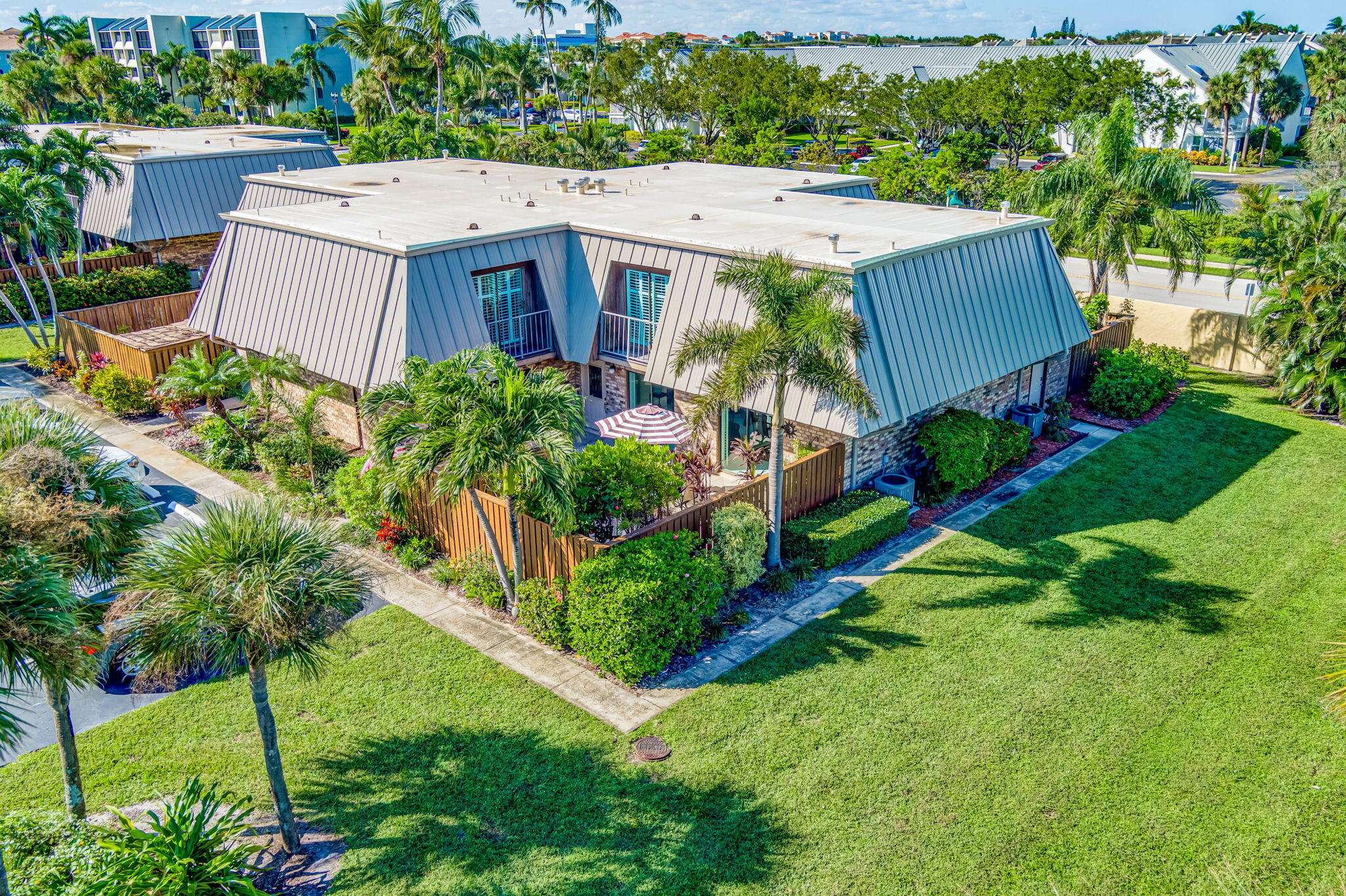 Jupiter, FL 33477,1420 Ocean WAY 23b