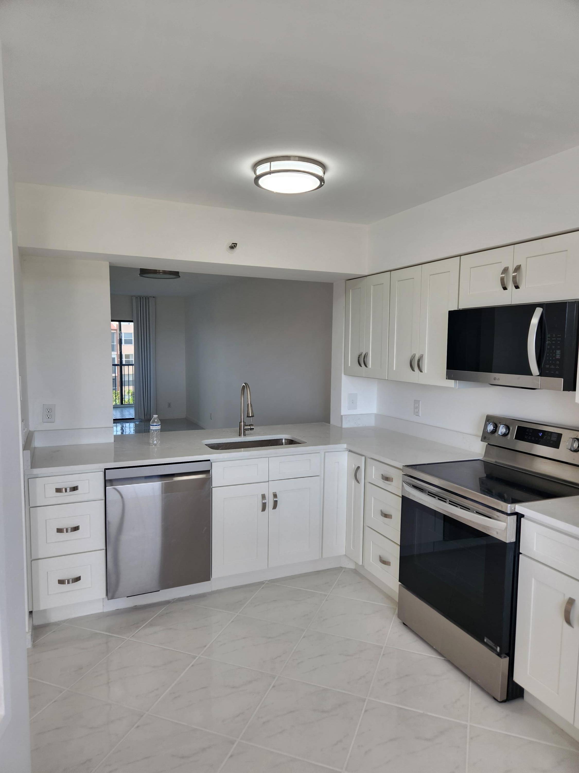 Delray Beach, FL 33446,14475 N Strathmore LN 707