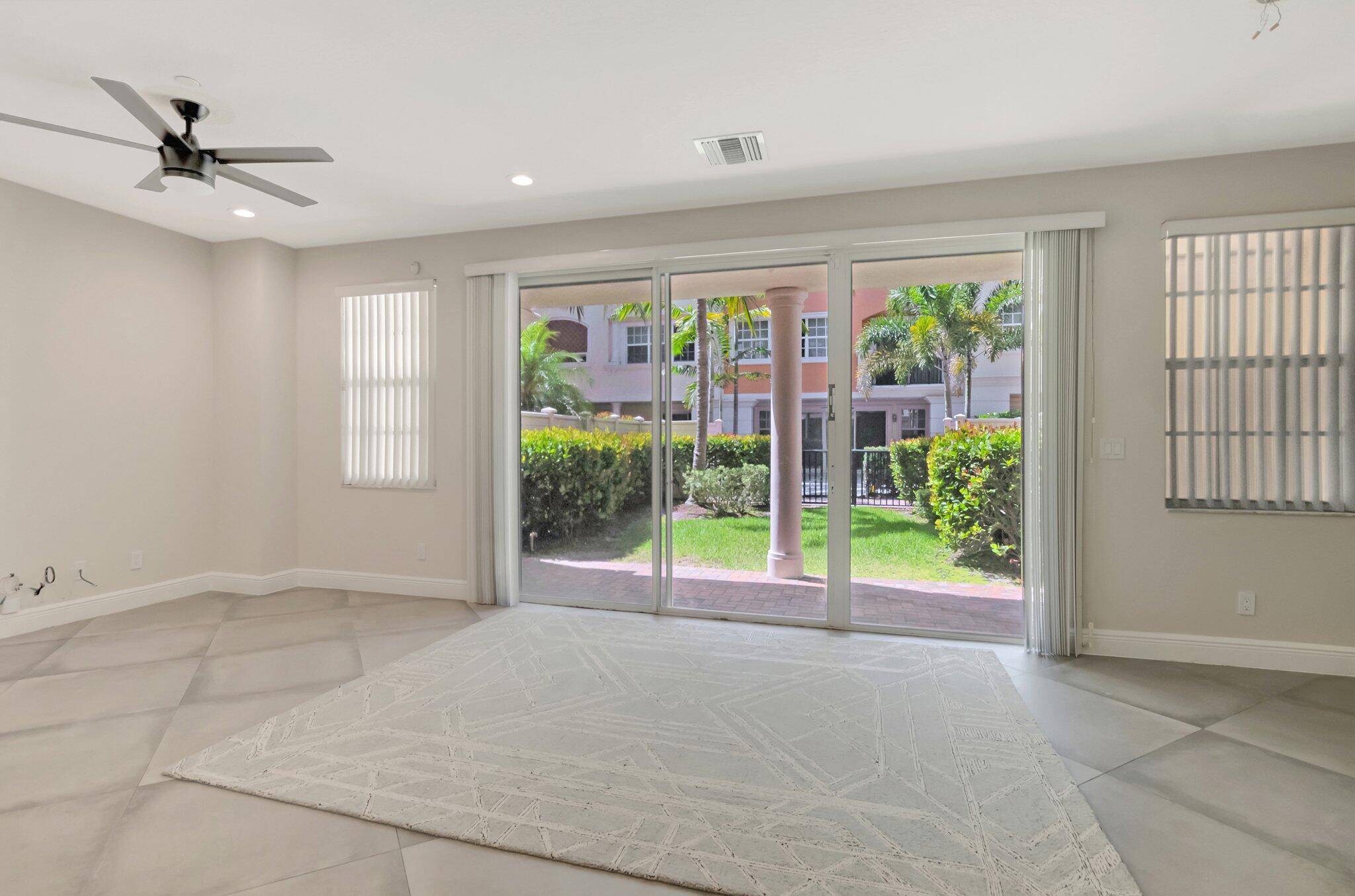 Boca Raton, FL 33487,604 NE Rossetti LN