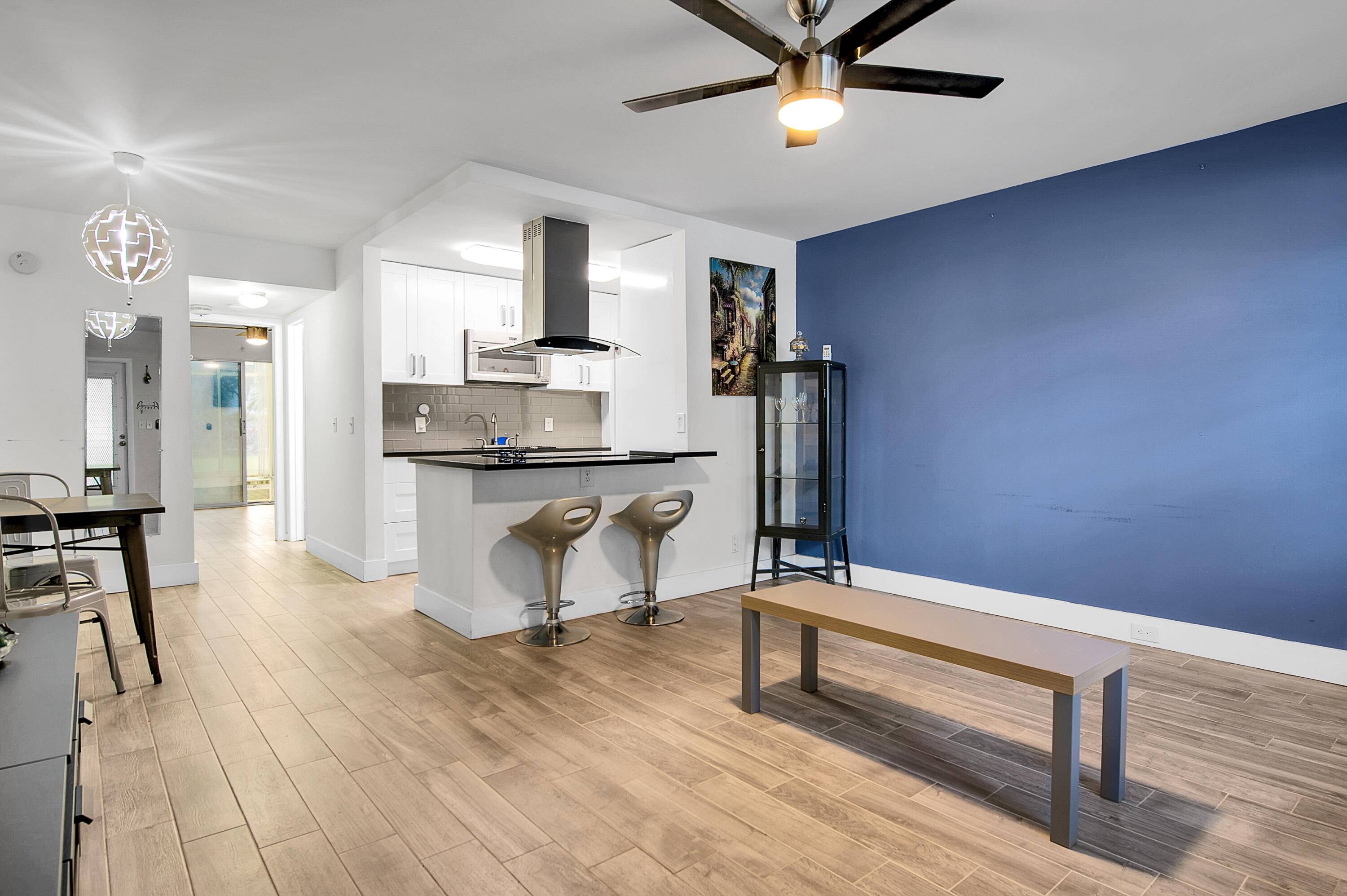 Deerfield Beach, FL 33442,310 Tilford O 310