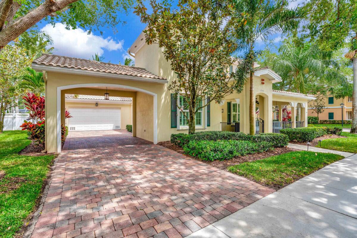 Jupiter, FL 33458,4041 Community DR