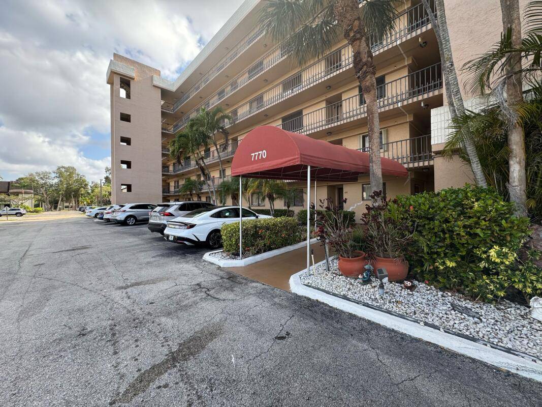 Lake Worth, FL 33467,7770 Tahiti LN 501