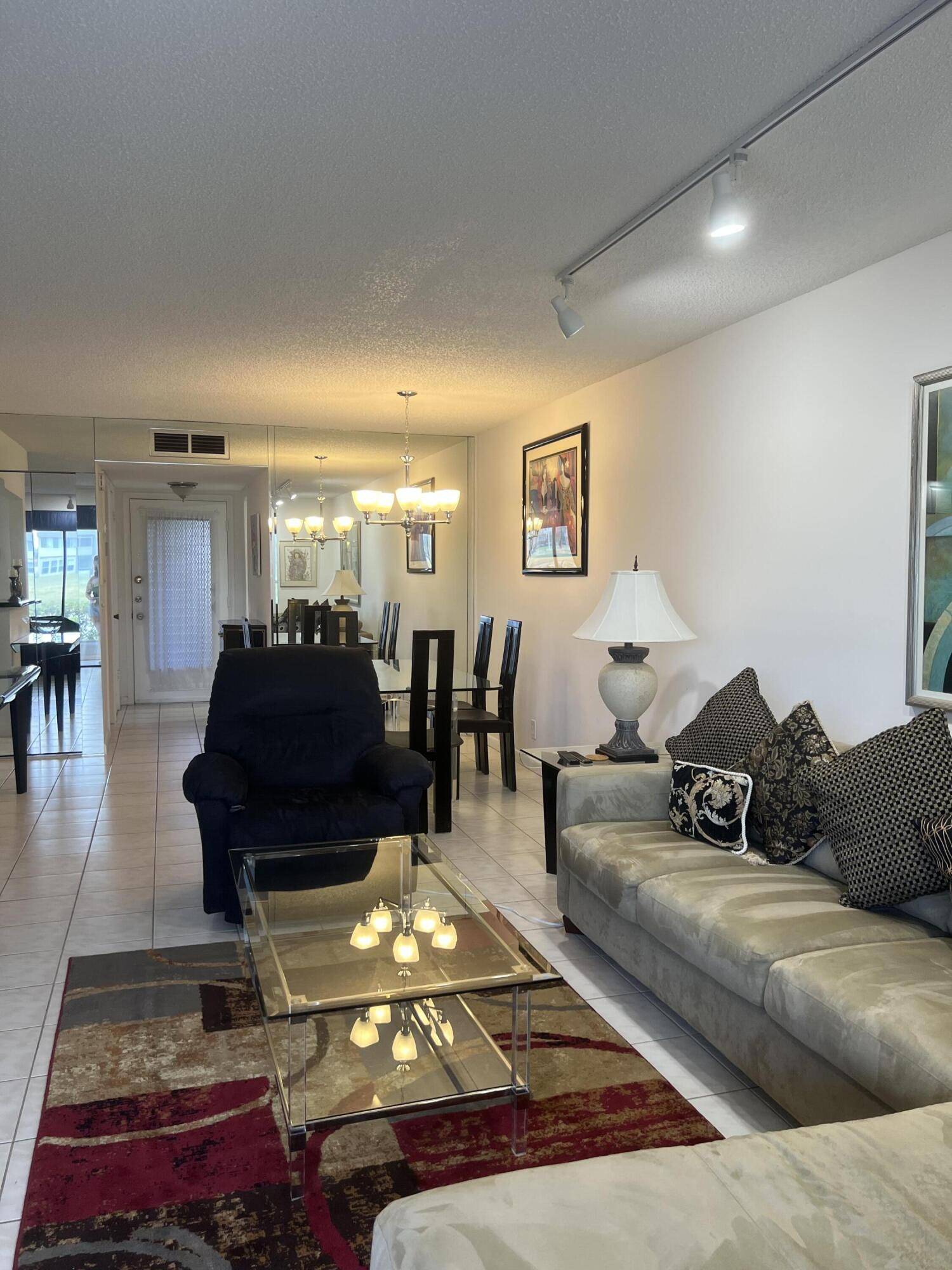 Delray Beach, FL 33484,57 Piedmont B