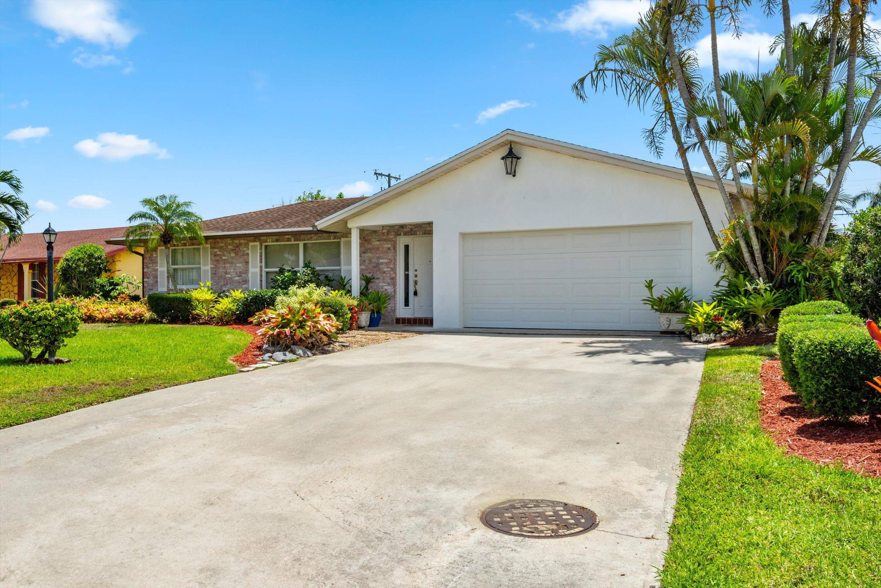 Boynton Beach, FL 33426,1330 SW 27th PL