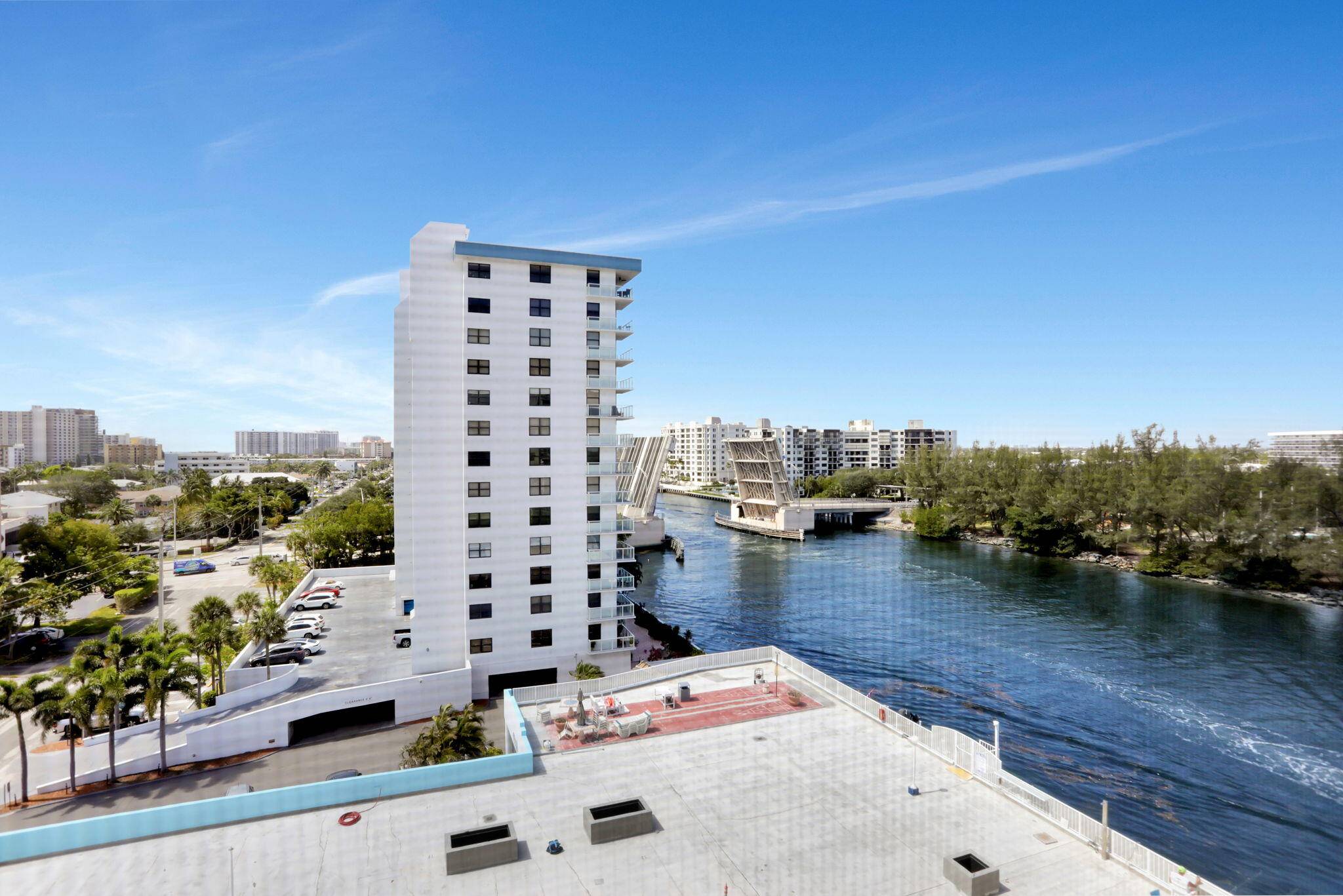 Pompano Beach, FL 33062,1505 N Riverside DR 802