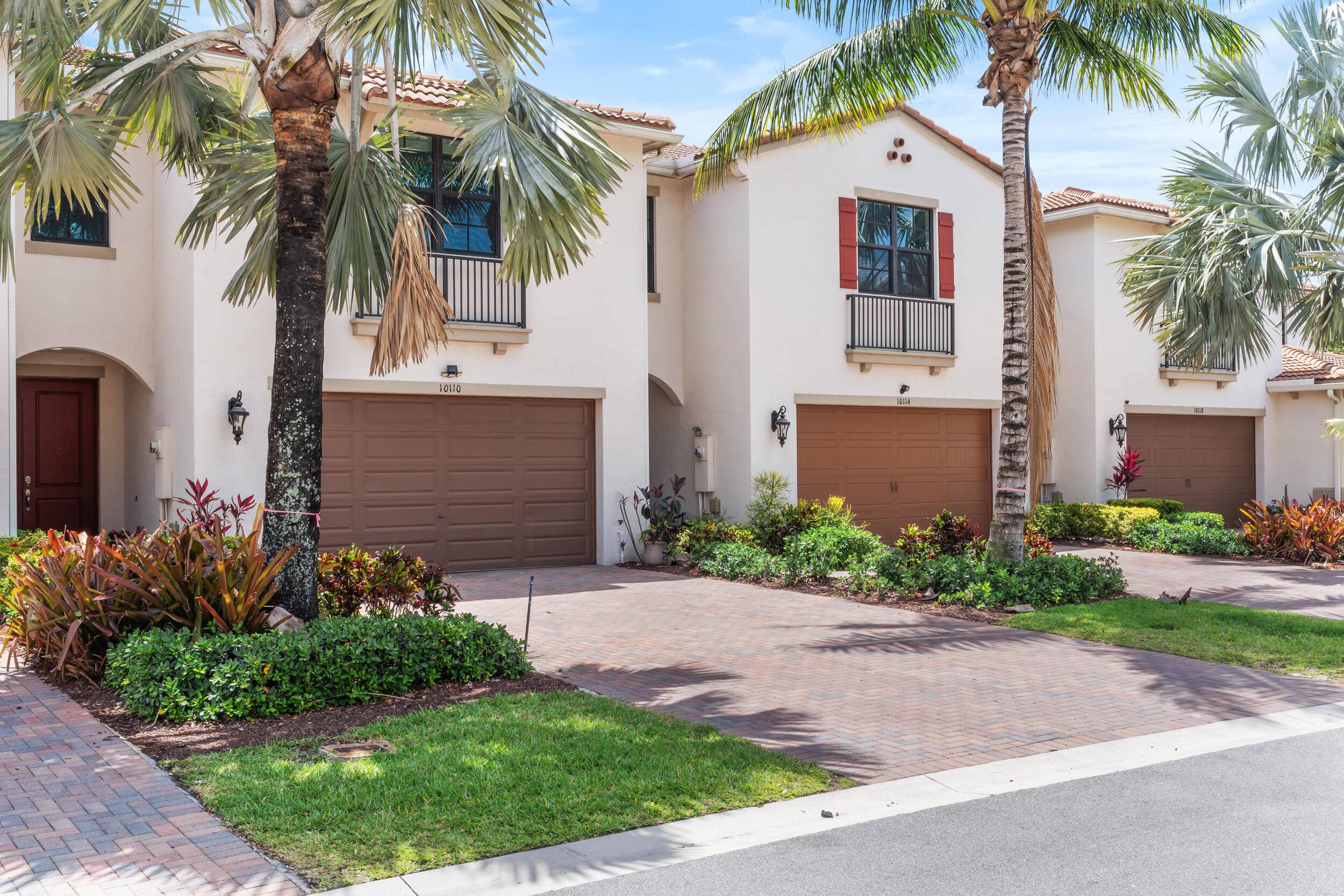 Boca Raton, FL 33428,10110 Akenside DR