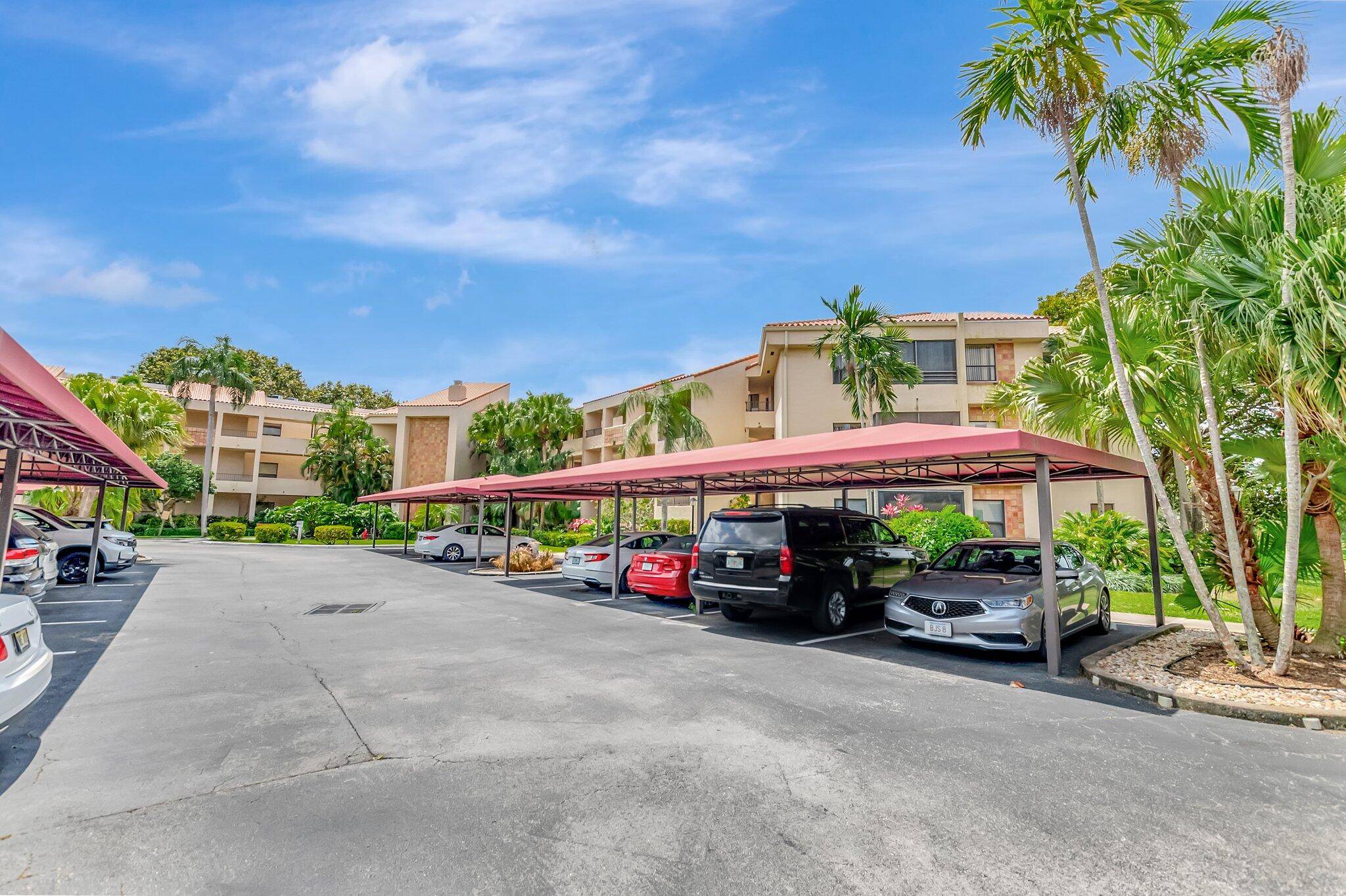 Boca Raton, FL 33433,7472 La Paz BLVD 306