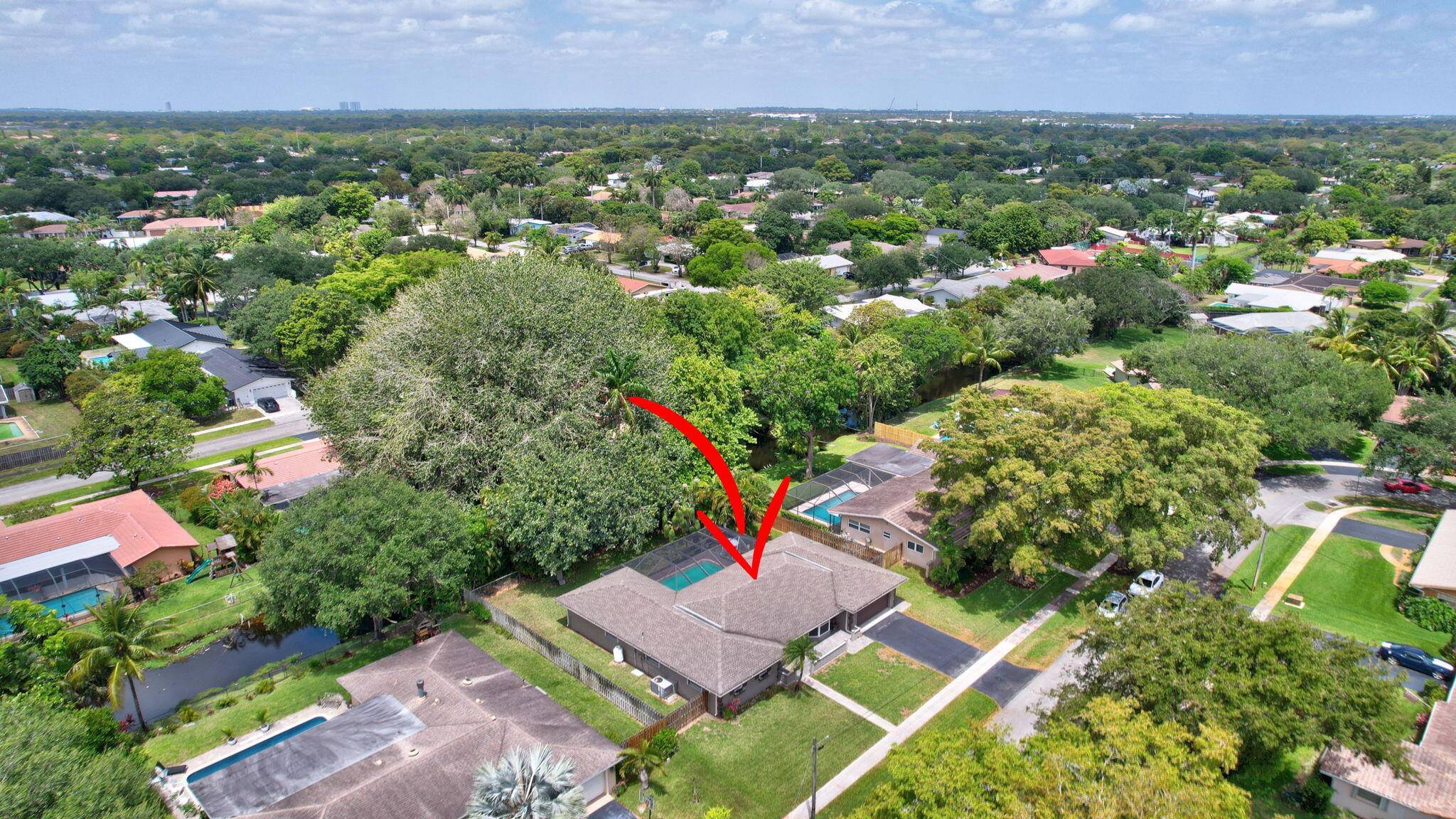 Plantation, FL 33317,621 NW 71st AVE