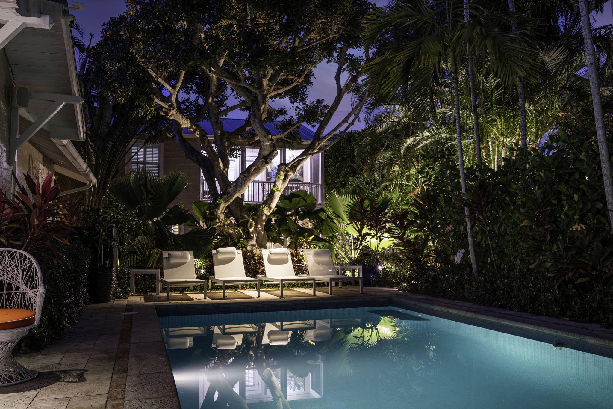 West Palm Beach, FL 33405,235 Dyer RD Treehouse