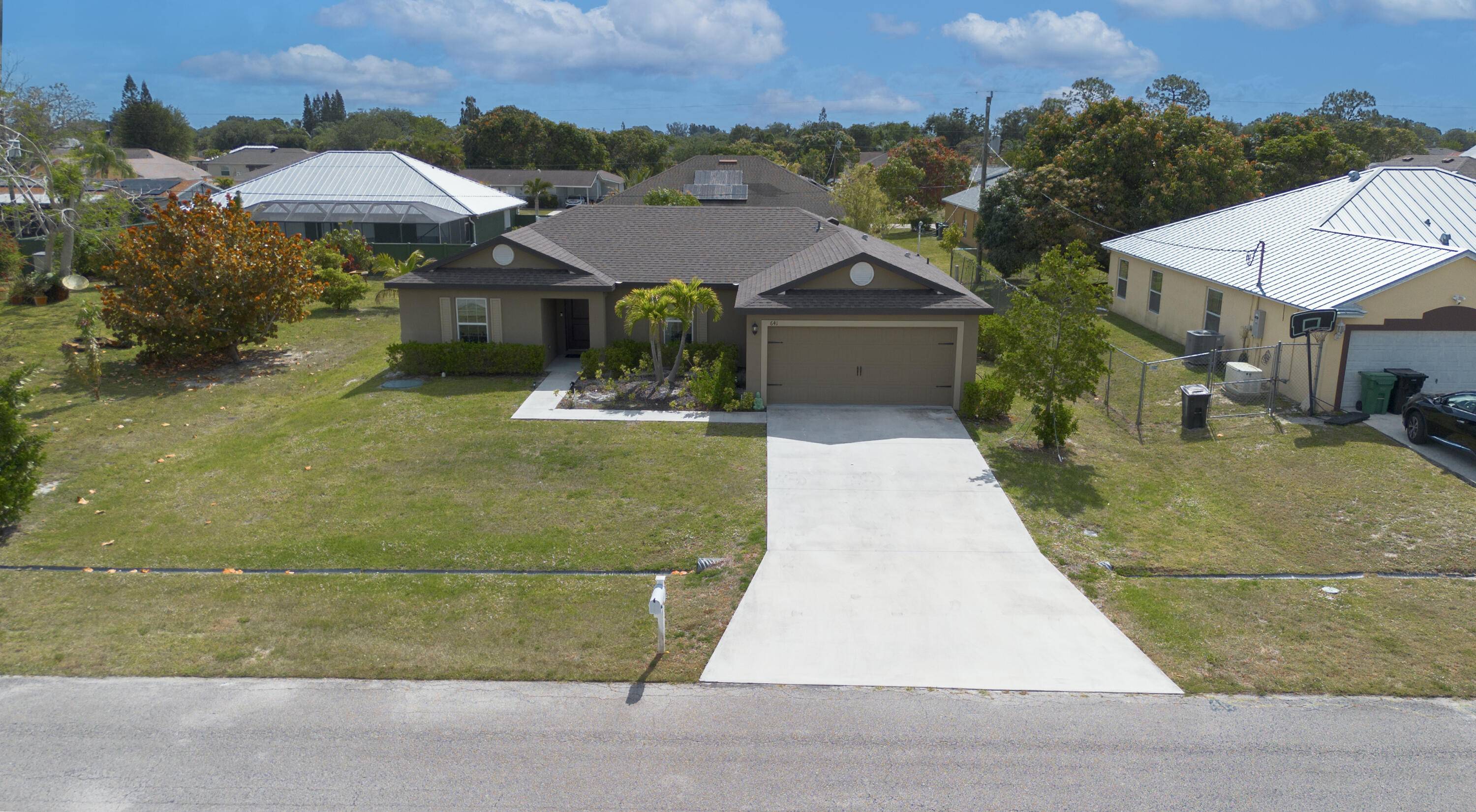 Port Saint Lucie, FL 34983,641 SW Addie ST