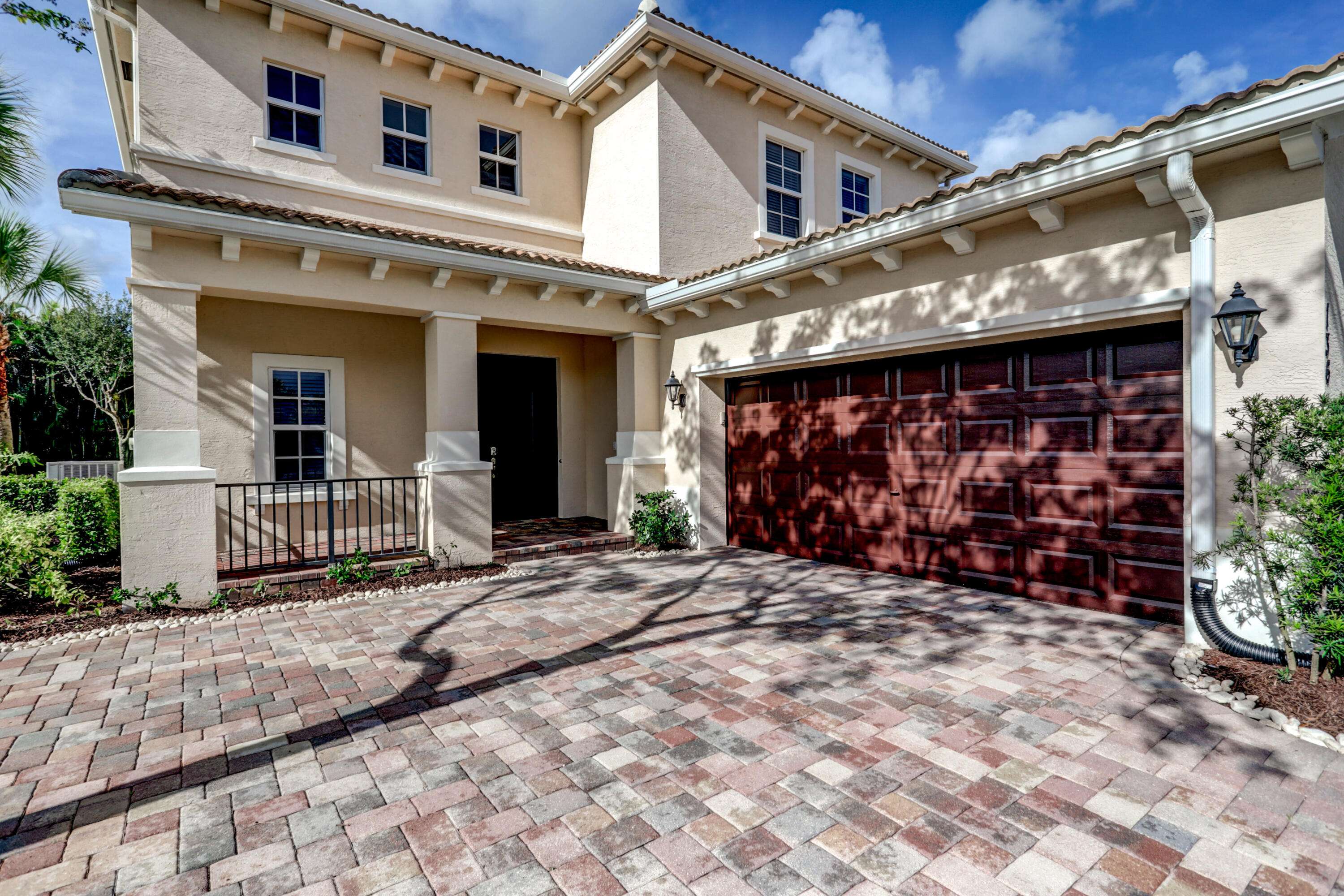 Jupiter, FL 33458,136 Behring WAY