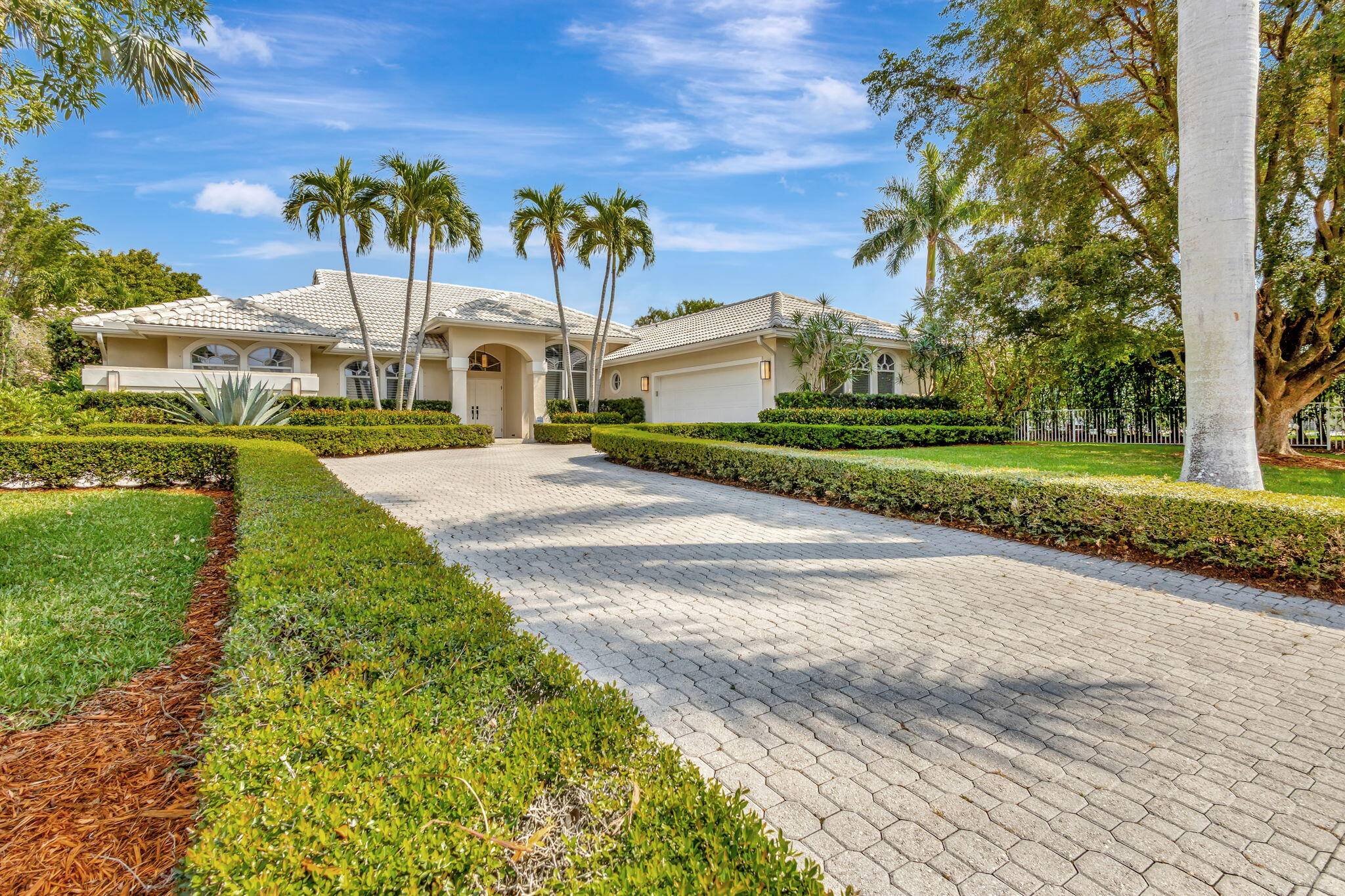 West Palm Beach, FL 33409,2465 Chesapeake CIR