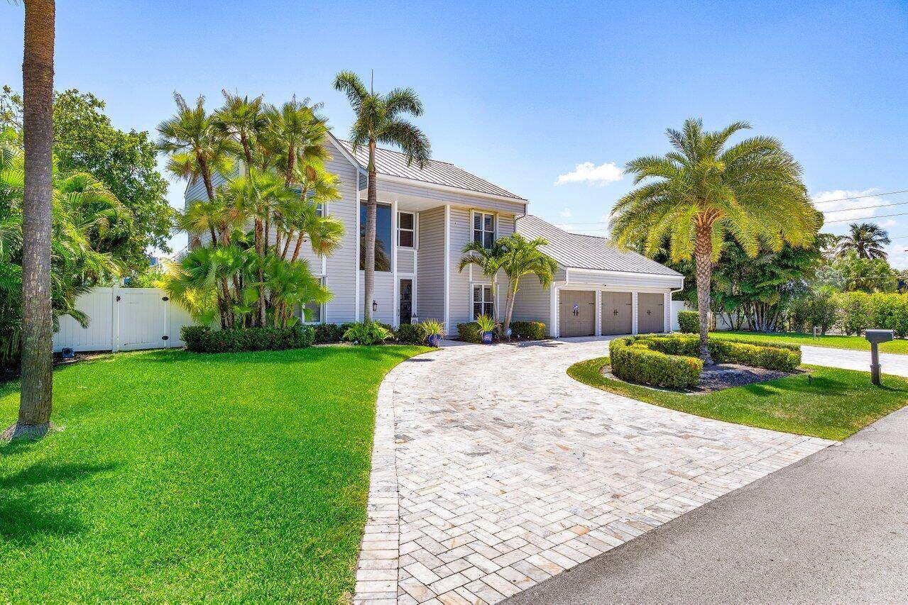 Delray Beach, FL 33483,910 Jasmine DR