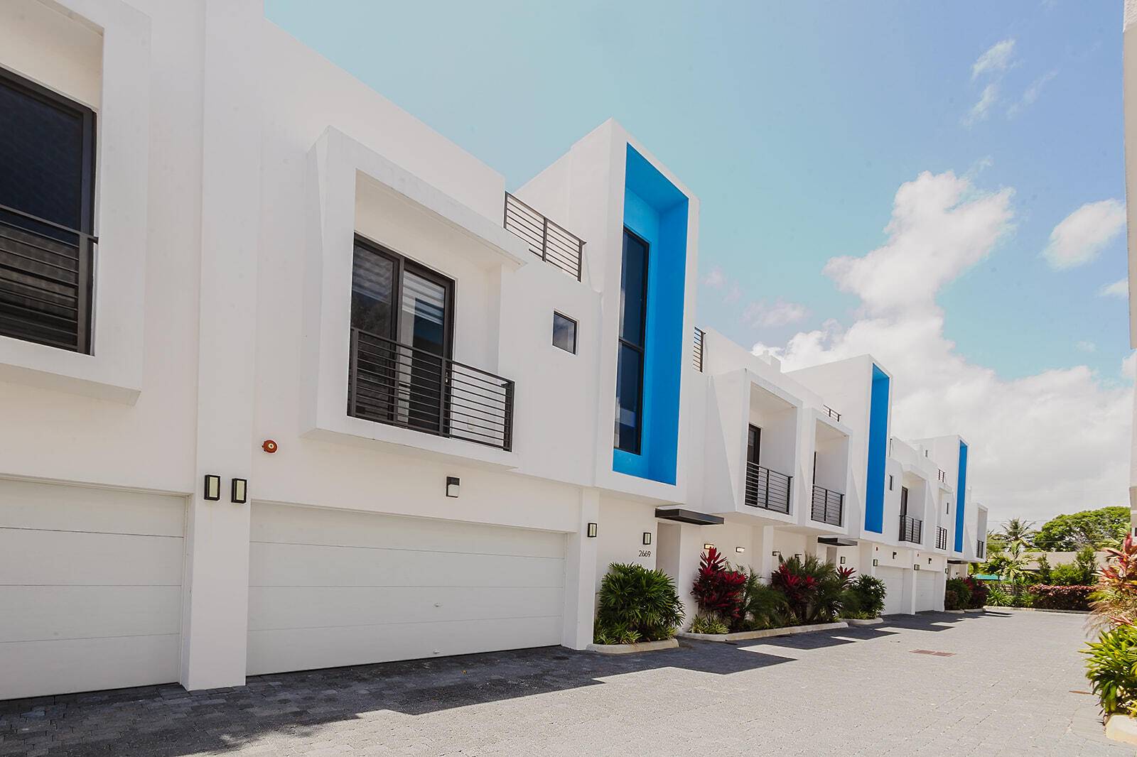 Wilton Manors, FL 33334,2669 NE 8th AVE