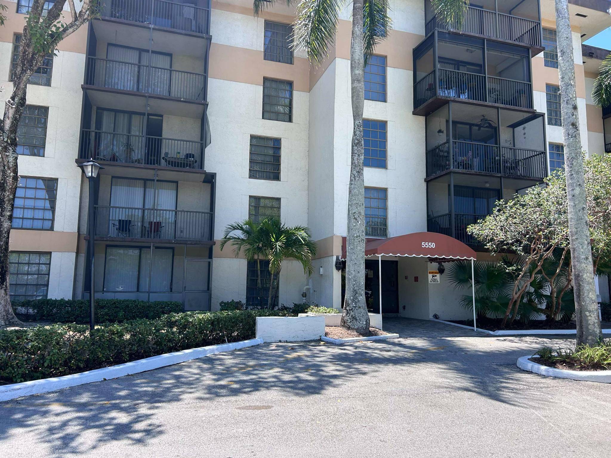Lauderhill, FL 33319,5550 NW 44th Street ST 115b