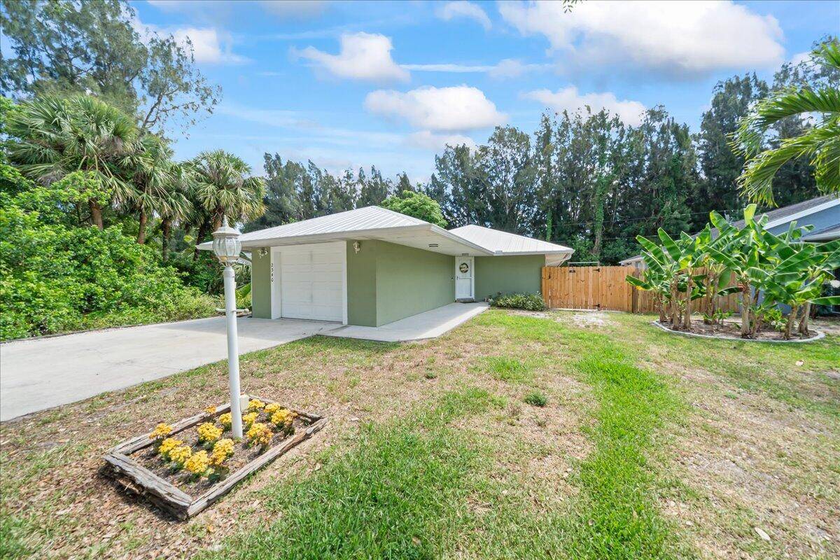Vero Beach, FL 32966,2340 84th CT